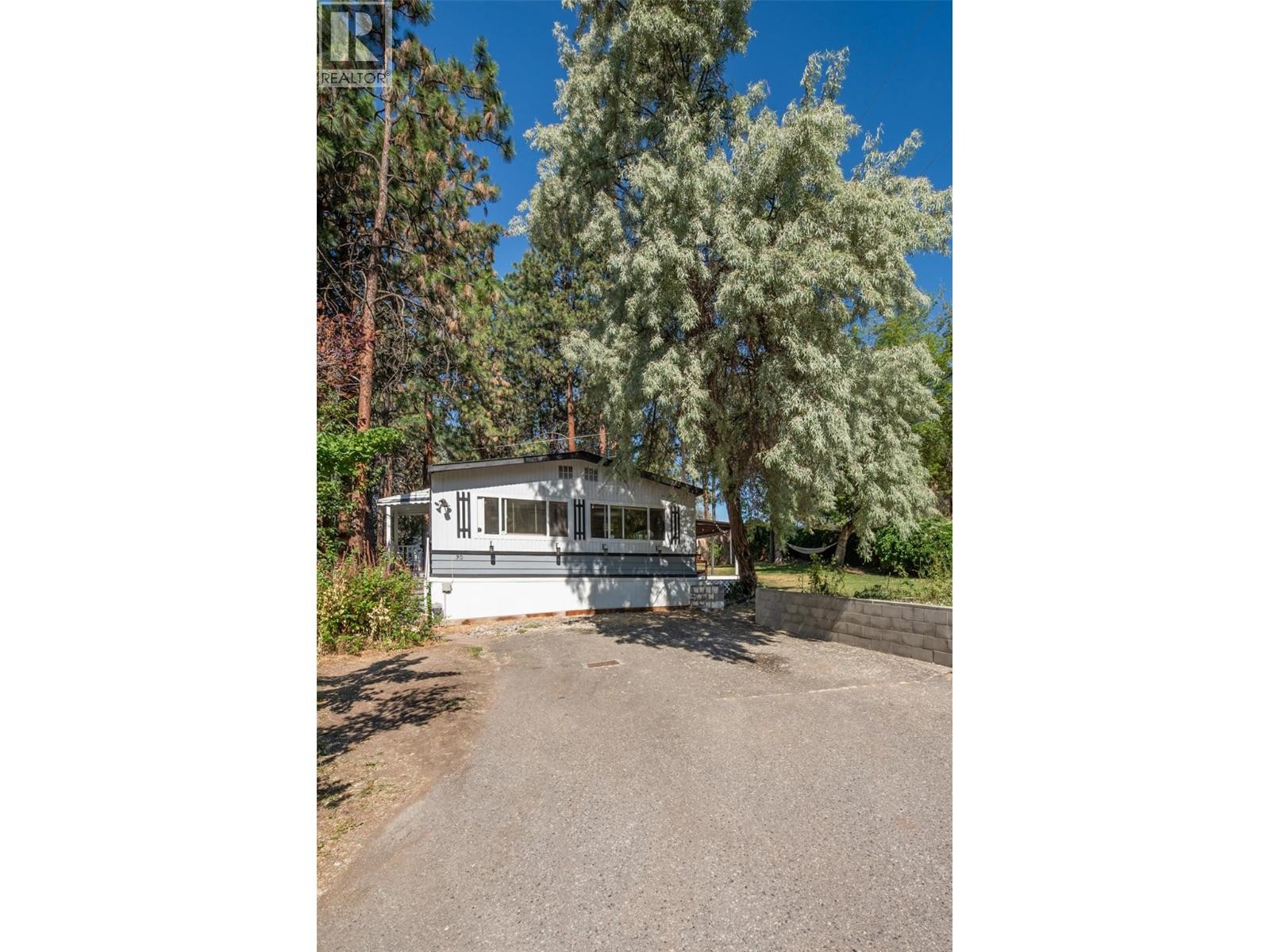 












1860 Boucherie Road Unit# 30

,
Westbank,




British Columbia
V4T1Z9

