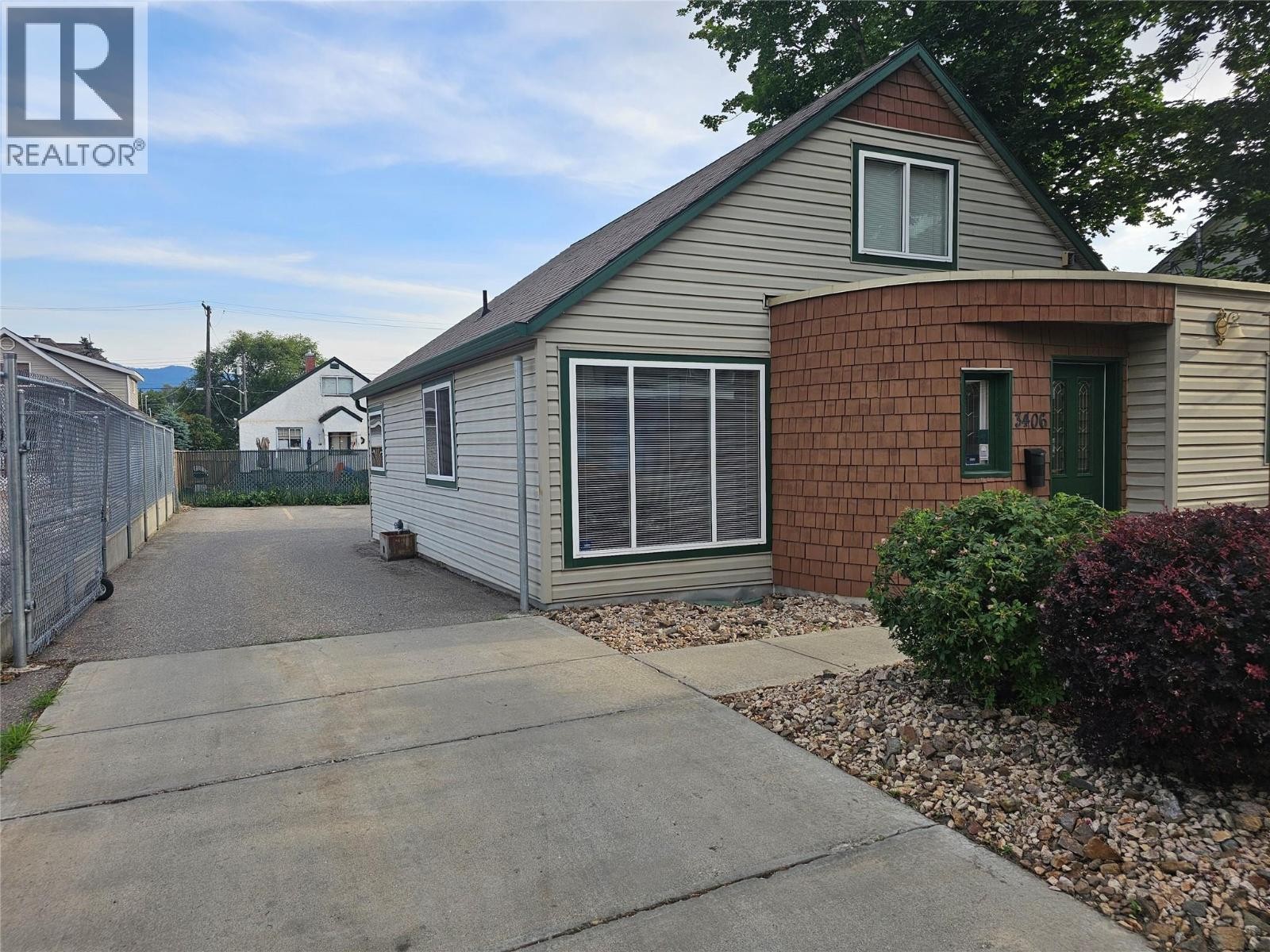 












3406 28 Avenue

,
Vernon,




British Columbia
V1T1W9

