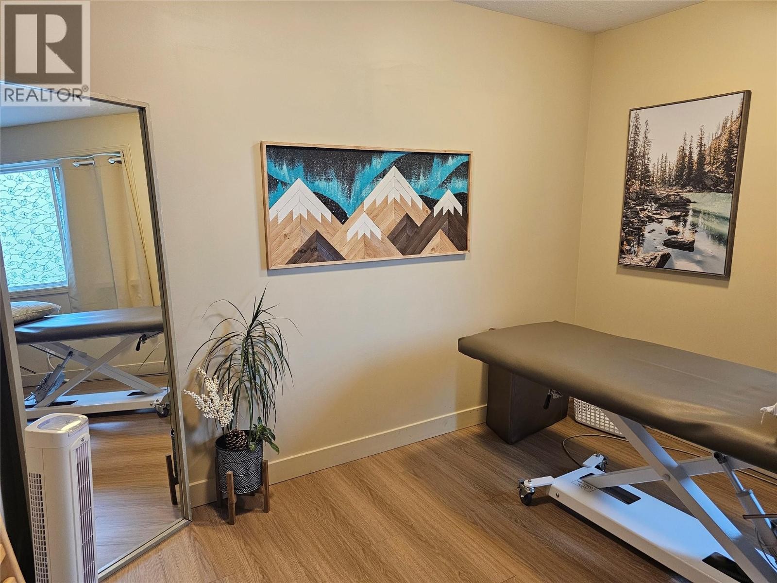 












3406 28 Avenue

,
Vernon,




British Columbia
V1T1W9

