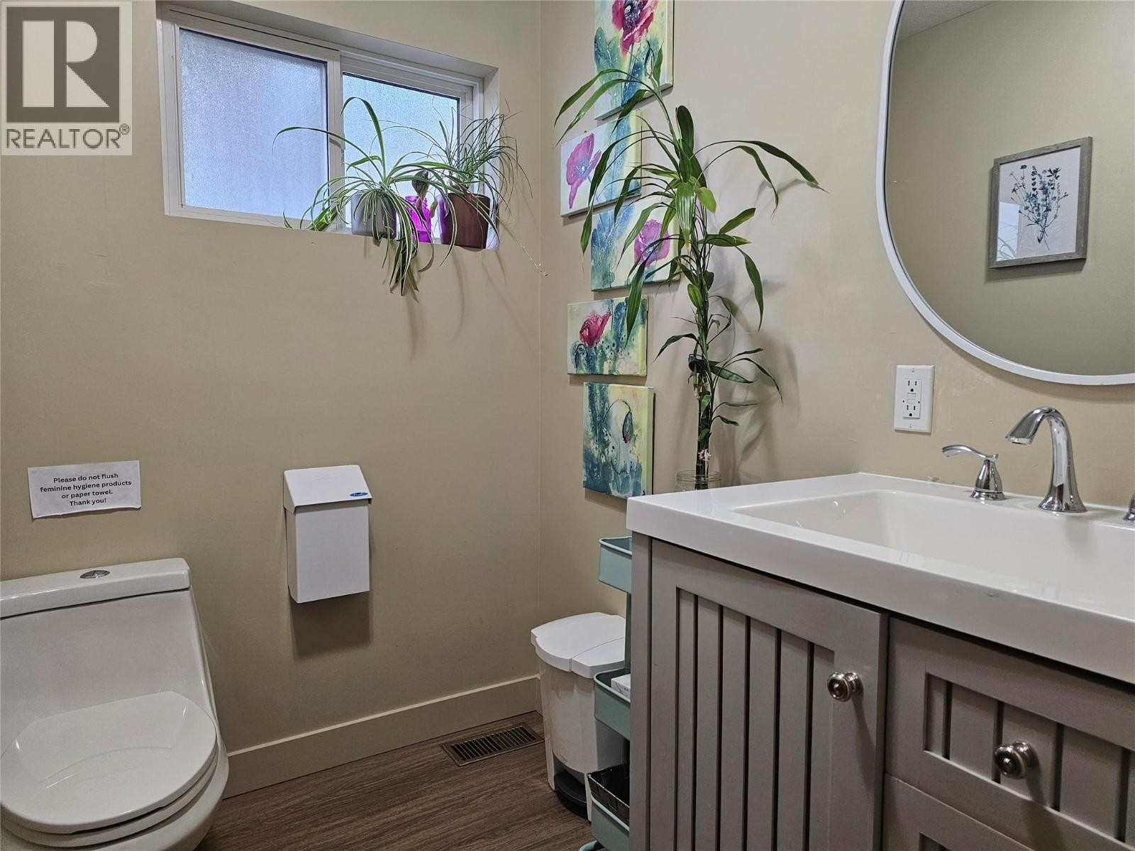 












3406 28 Avenue

,
Vernon,




British Columbia
V1T1W9

