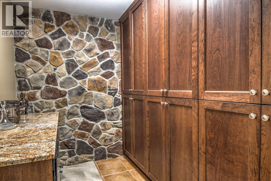 












304 Cordon Place

,
Vernon,




British Columbia
V1A1Z9

