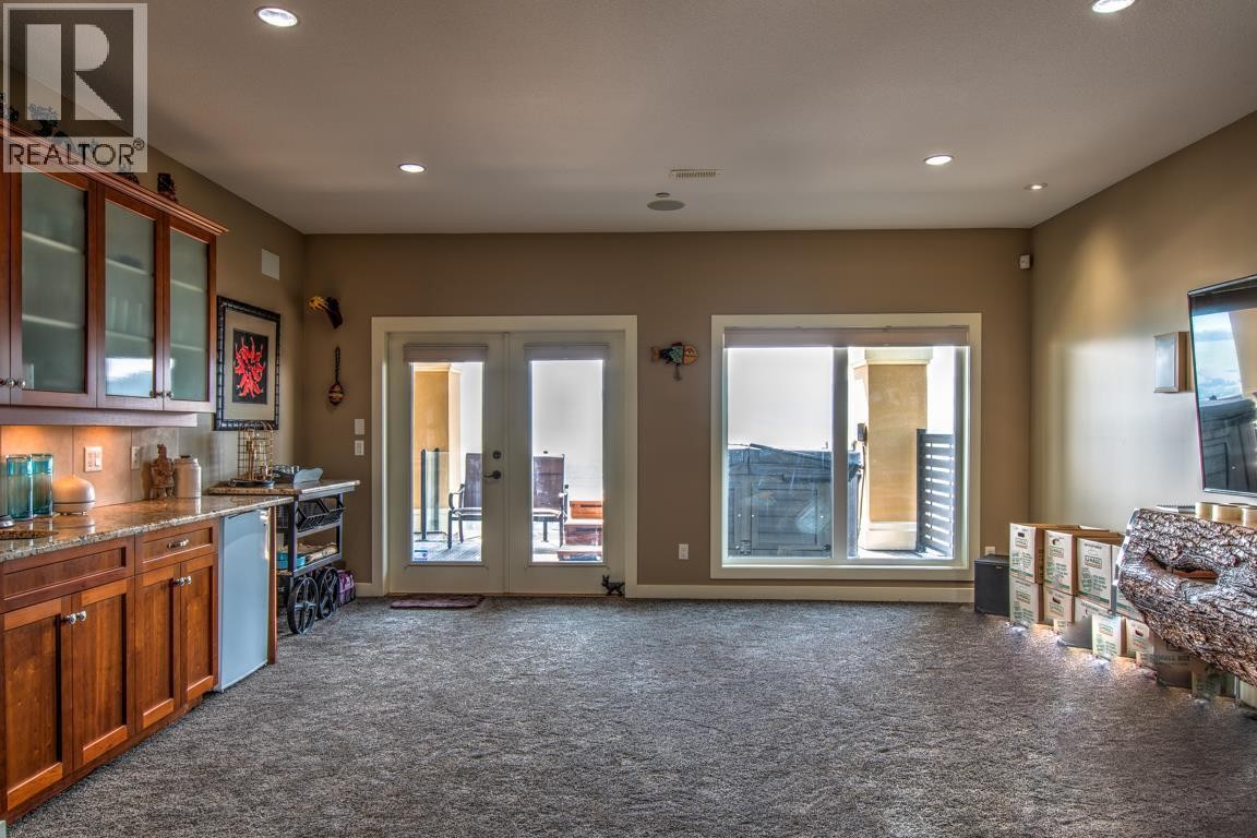 












304 Cordon Place

,
Vernon,




British Columbia
V1A1Z9

