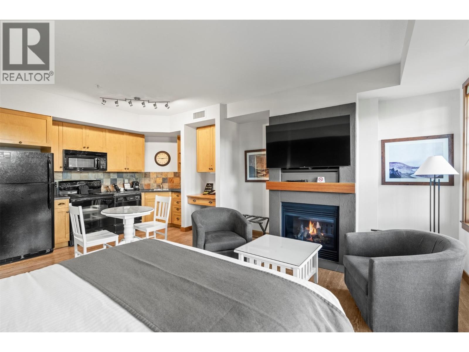 












105 Village Centre Court Unit# 321

,
Vernon,




British Columbia
V1H1T2

