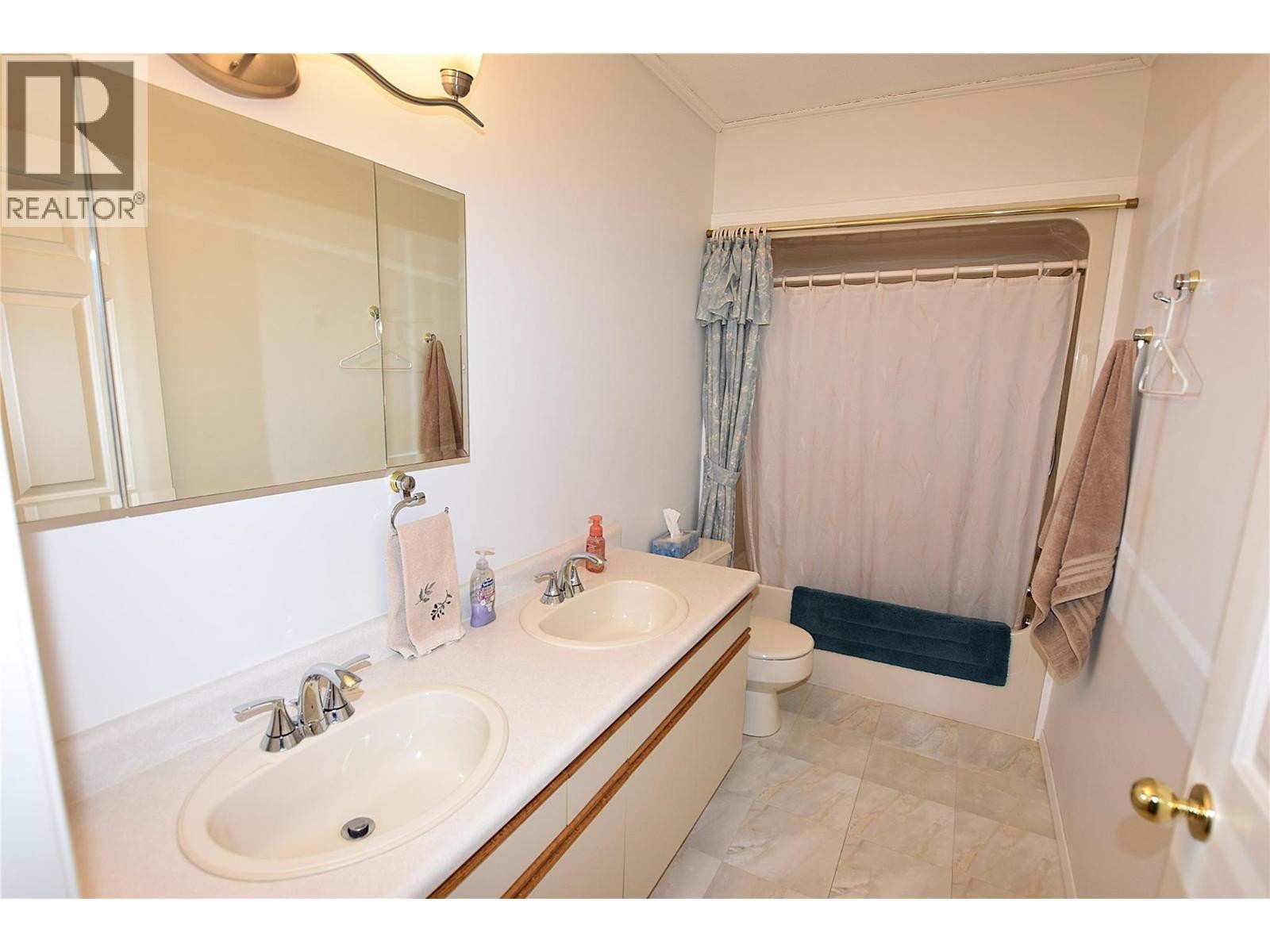 












65 Elk Street

,
Vernon,




British Columbia
V1H2A1

