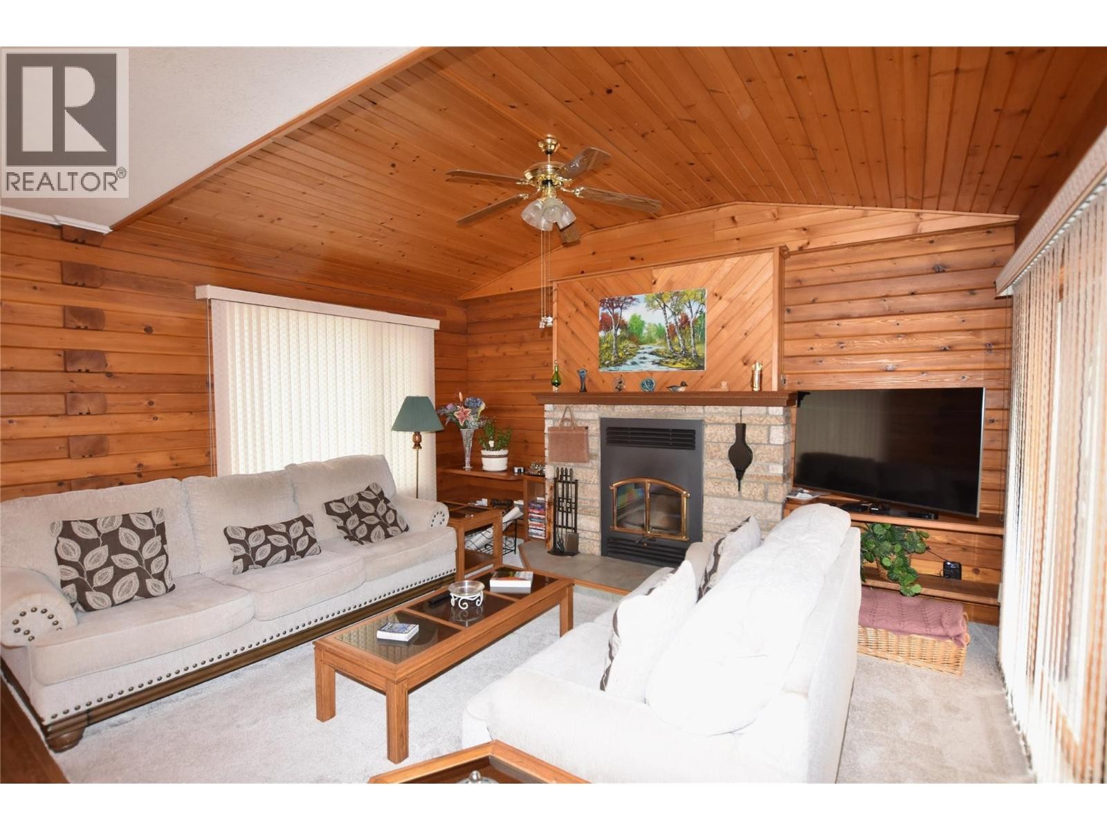 












65 Elk Street

,
Vernon,




British Columbia
V1H2A1

