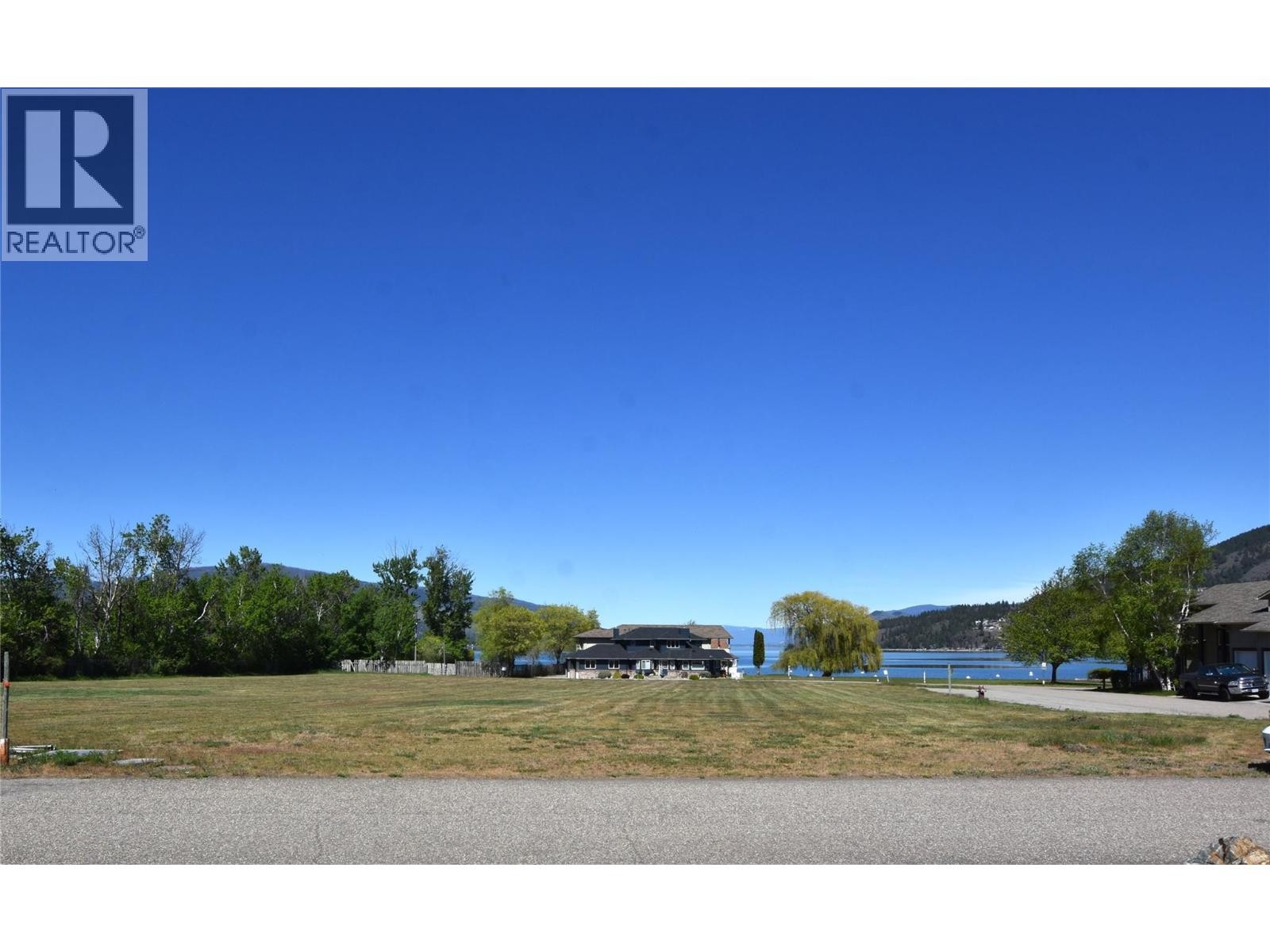 












649 Elk Street

,
Vernon,




British Columbia
V1H2A1

