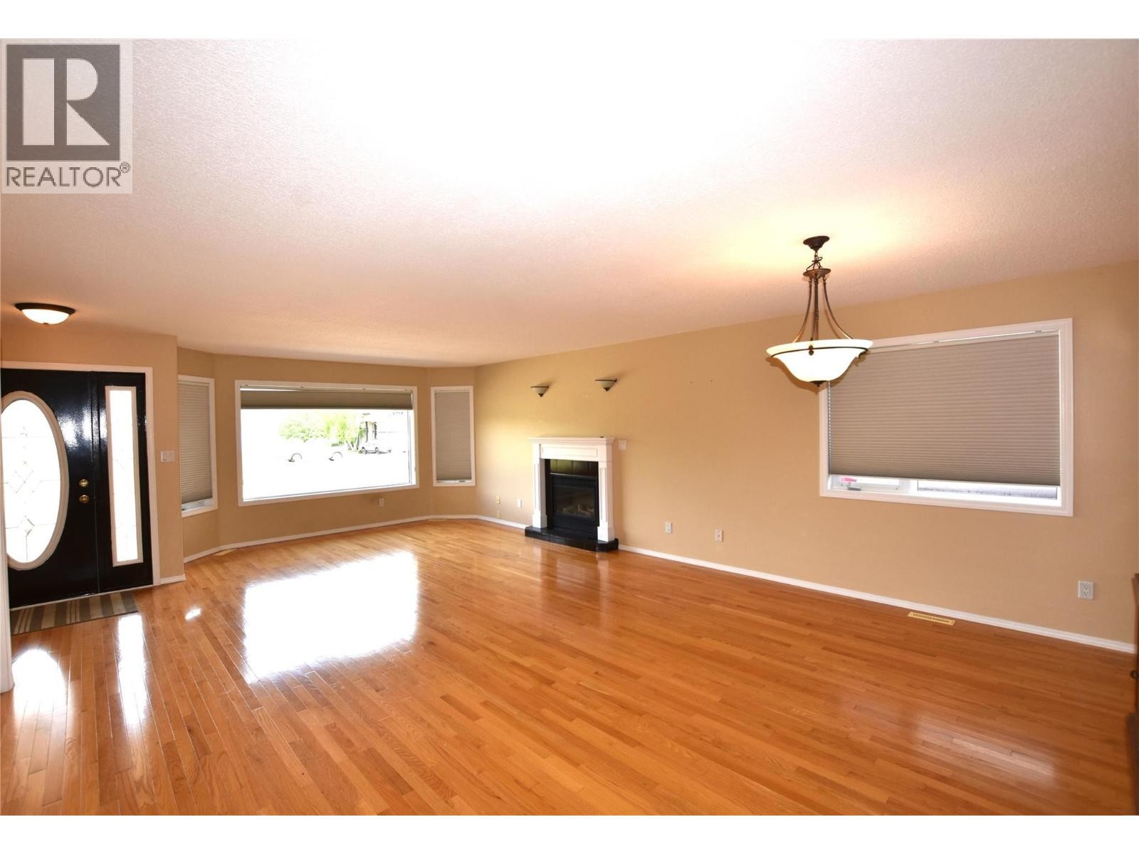 












649 Elk Street

,
Vernon,




British Columbia
V1H2A1

