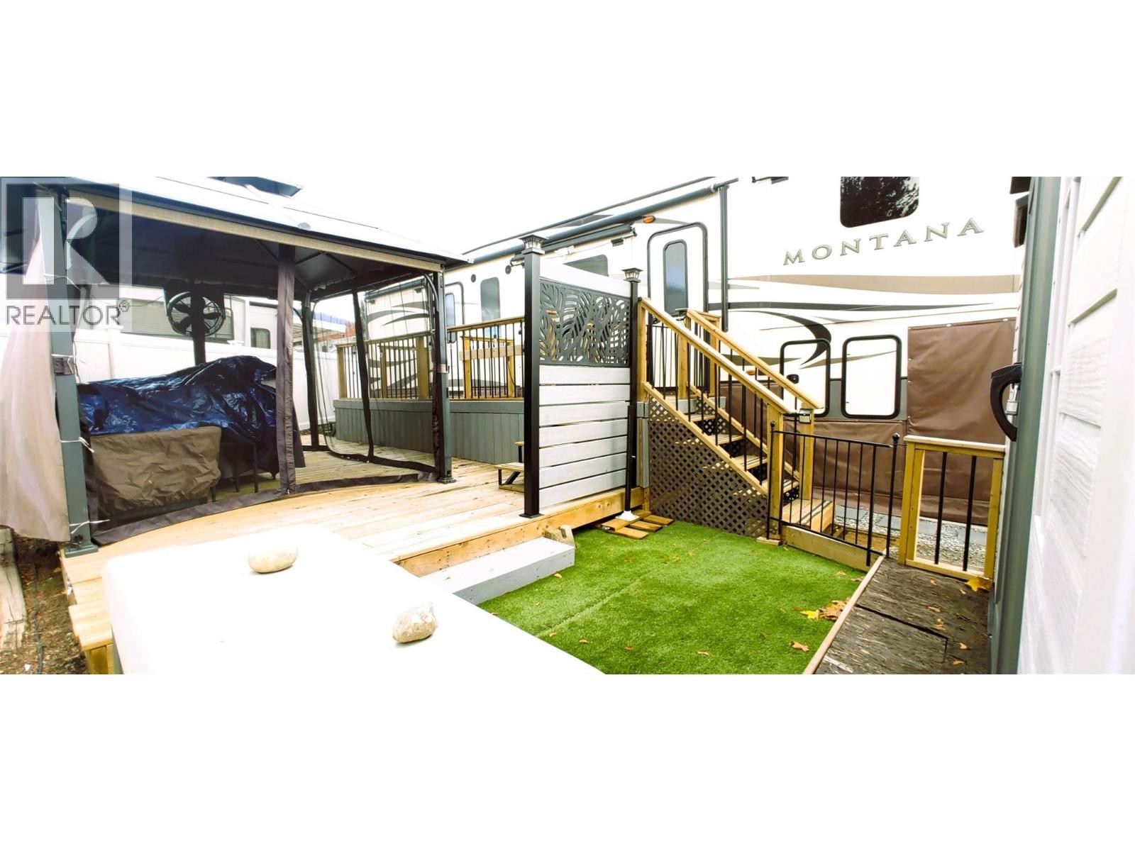 












415 Commonwealth Road Unit# 573

,
Kelowna,







British Columbia
V4V1P4

