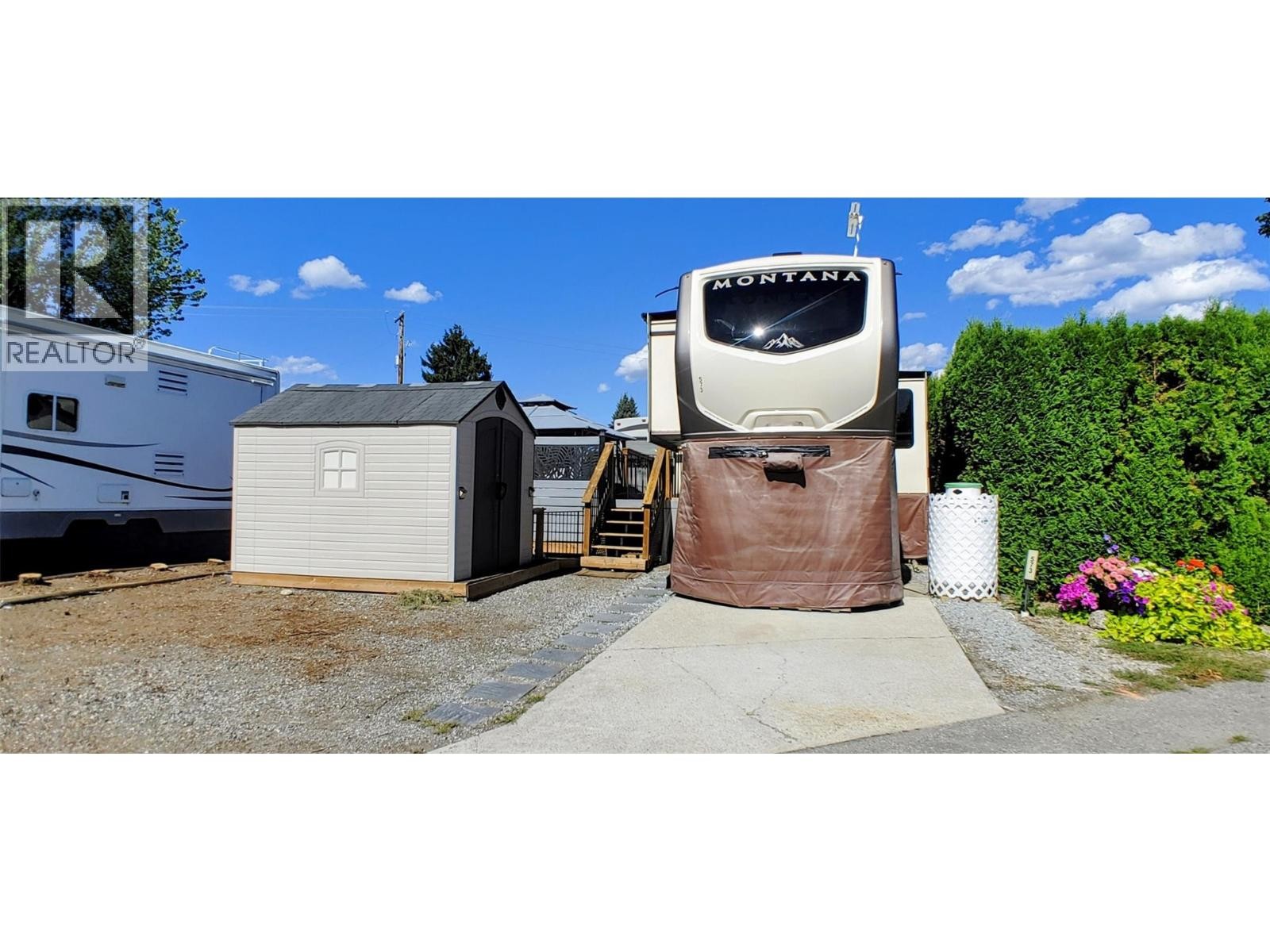 












415 Commonwealth Road Unit# 573

,
Kelowna,







British Columbia
V4V1P4

