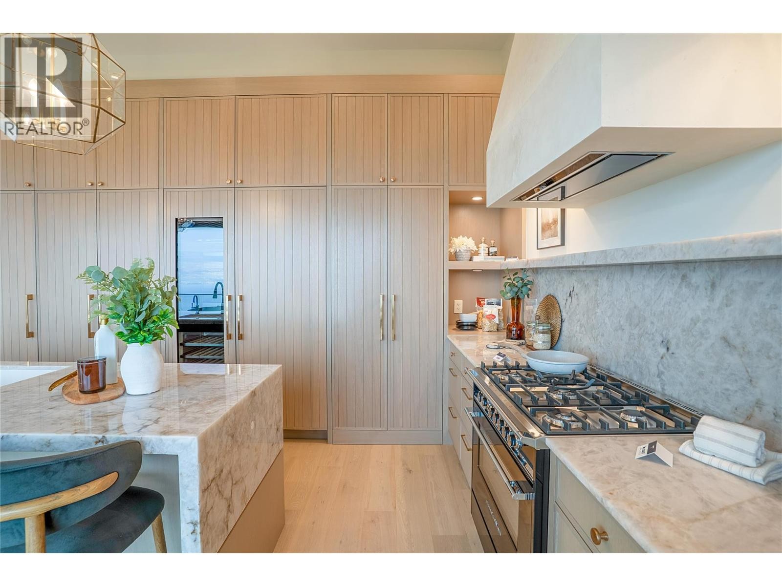 












4023 Sunstone Street

,
West Kelowna,




British Columbia
V4T2K6

