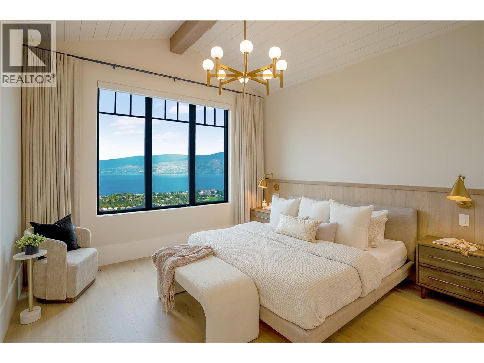 












4023 Sunstone Street

,
West Kelowna,




British Columbia
V4T2K6

