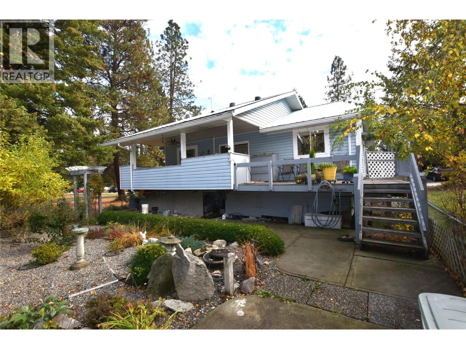 












415 Hummingbird Avenue

,
Vernon,




British Columbia
V1H2A1

