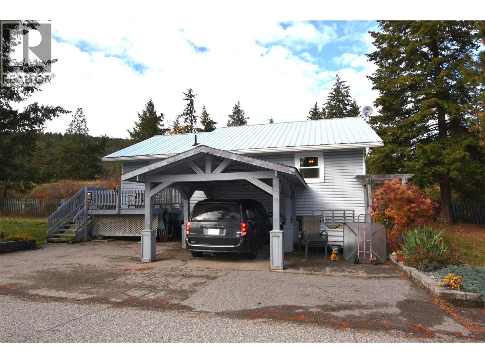 












415 Hummingbird Avenue

,
Vernon,




British Columbia
V1H2A1

