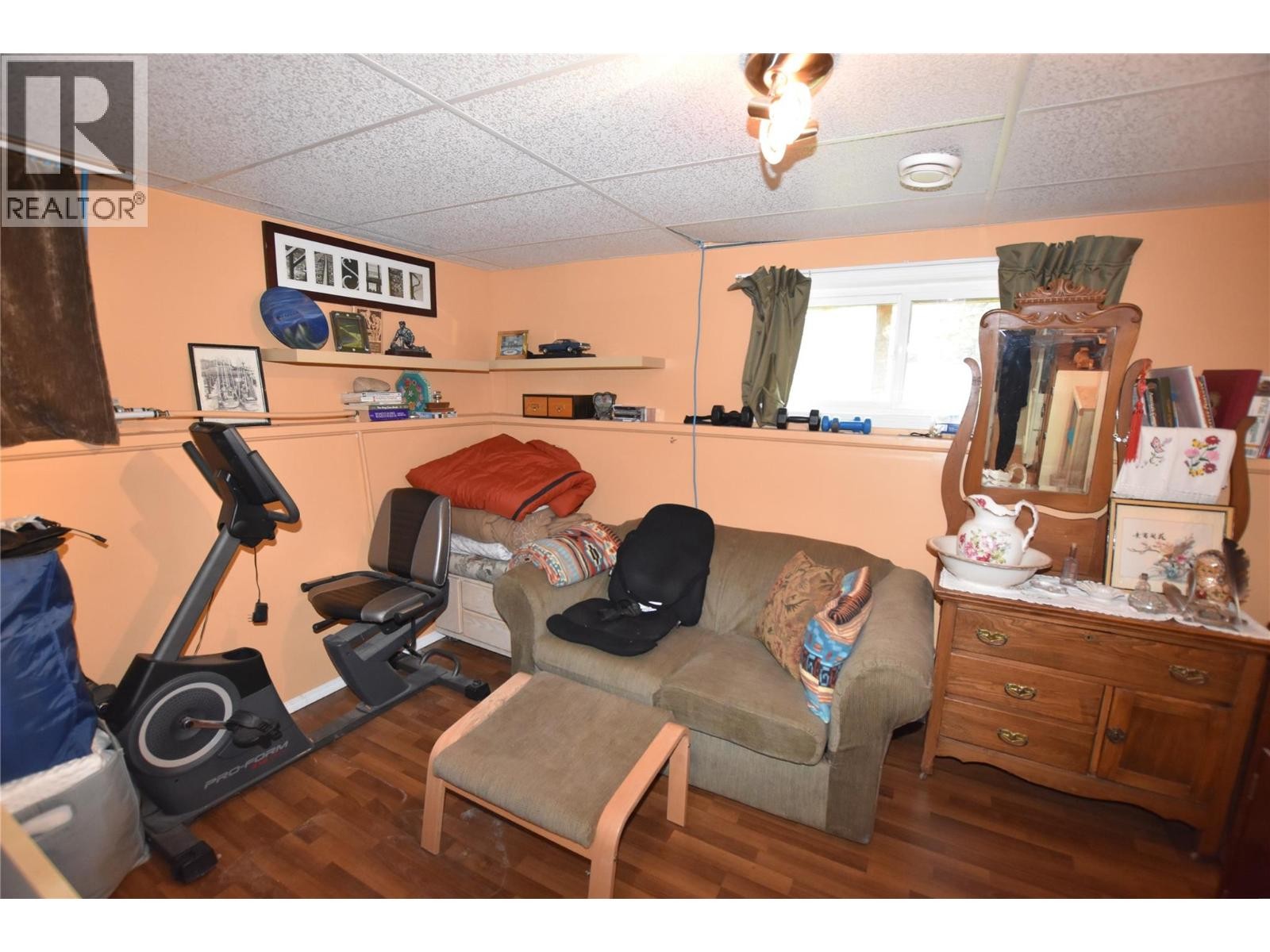 












415 Hummingbird Avenue

,
Vernon,




British Columbia
V1H2A1


