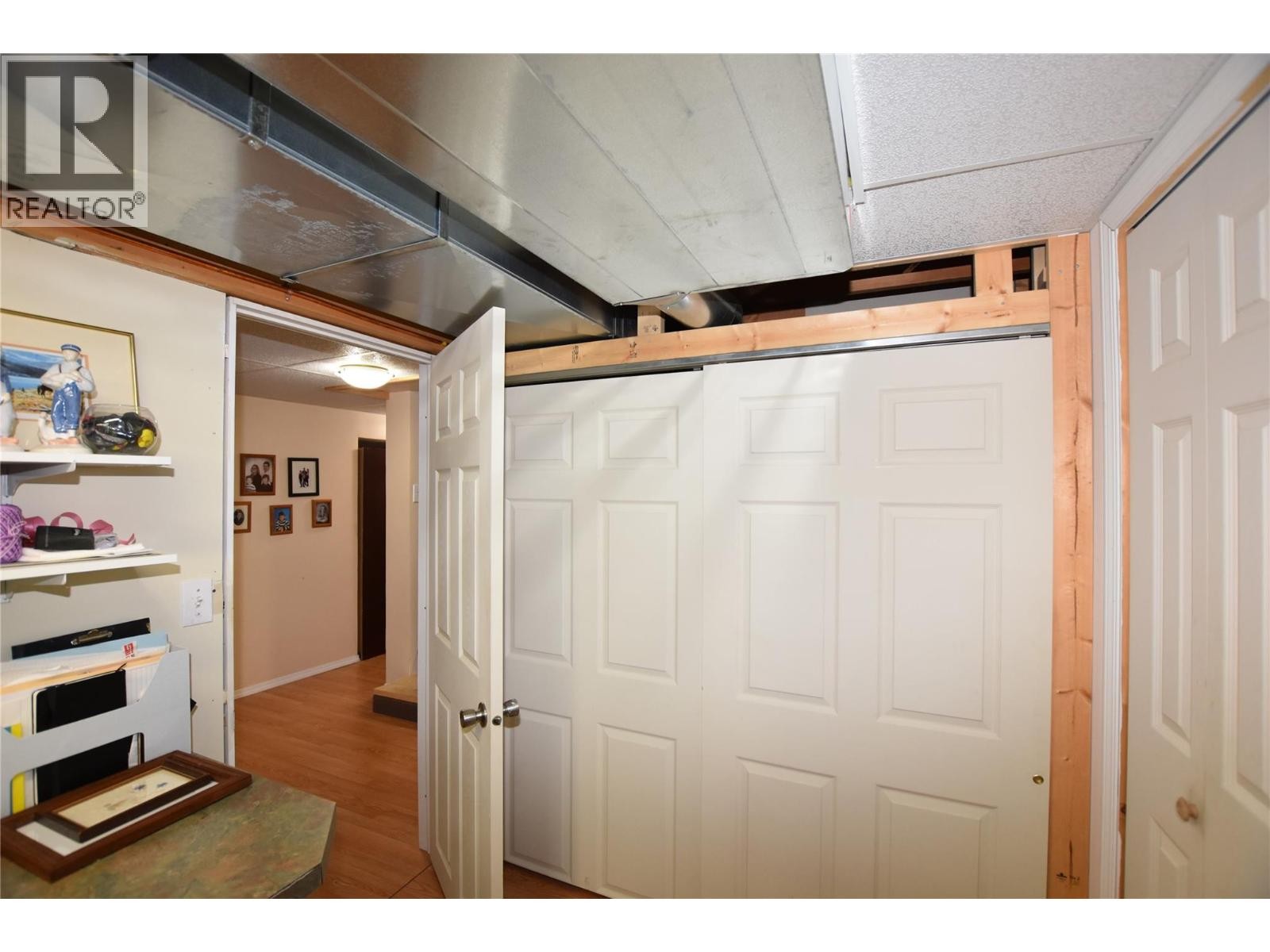 












415 Hummingbird Avenue

,
Vernon,




British Columbia
V1H2A1

