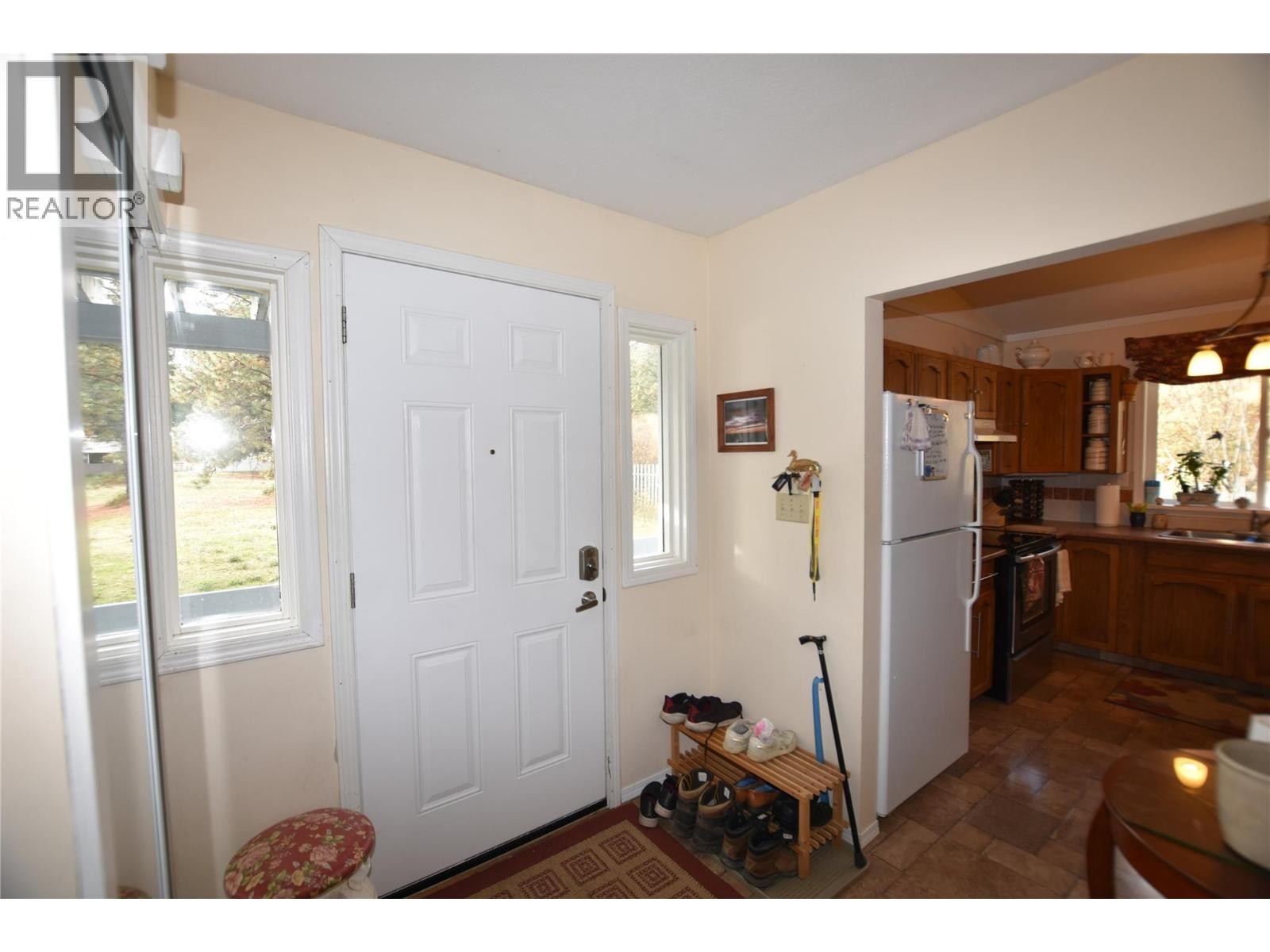 












415 Hummingbird Avenue

,
Vernon,




British Columbia
V1H2A1


