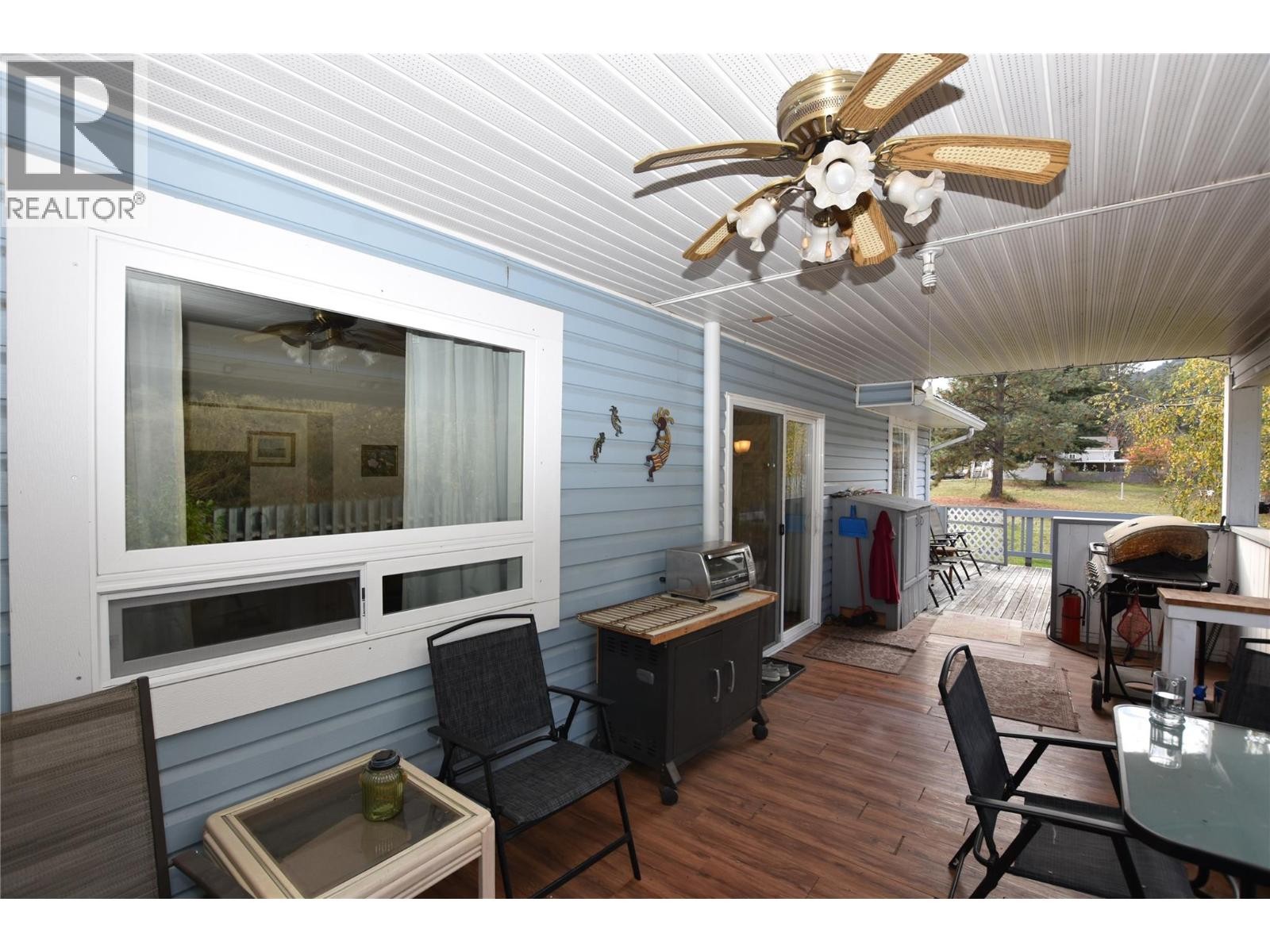 












415 Hummingbird Avenue

,
Vernon,




British Columbia
V1H2A1

