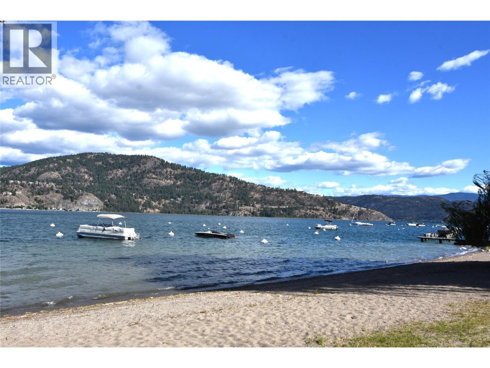 












415 Hummingbird Avenue

,
Vernon,




British Columbia
V1H2A1

