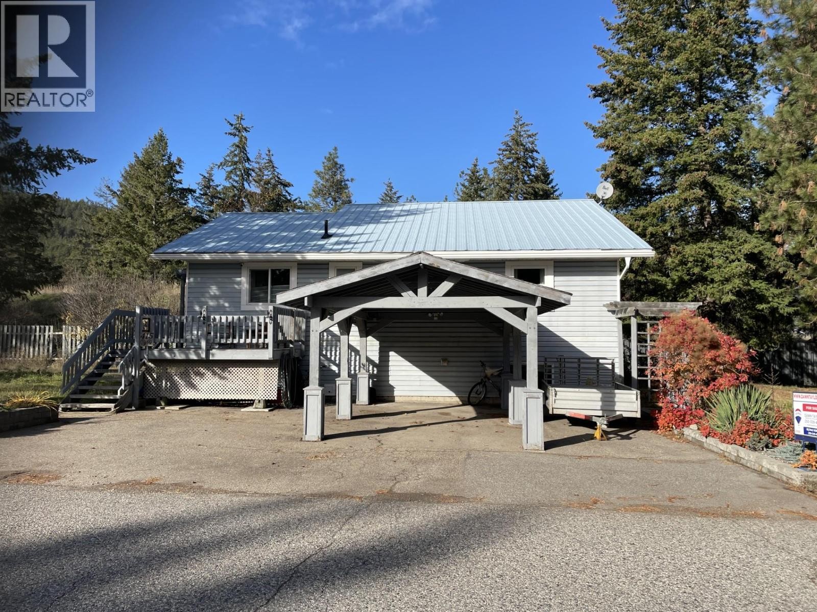 












415 Hummingbird Avenue

,
Vernon,




British Columbia
V1H2A1

