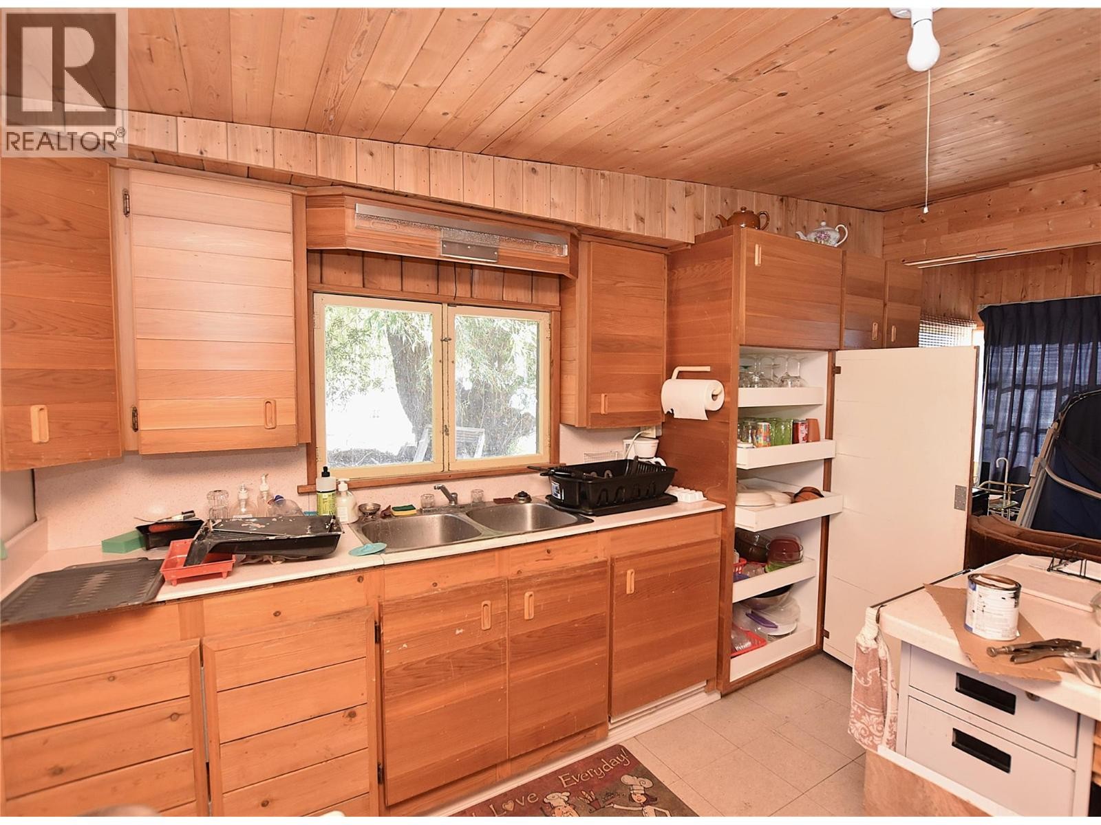 












3 Mary Anne's Road

,
Vernon,




British Columbia
V1H2C8

