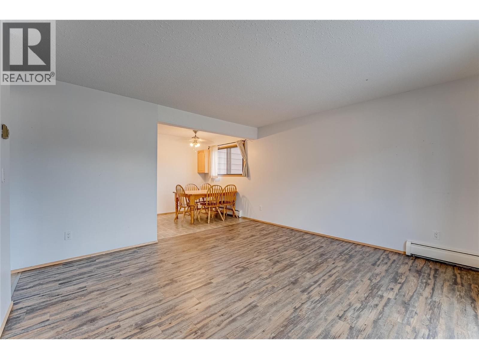 












409 Main Street Unit# 206

,
Sicamous,




British Columbia
V0E2V0

