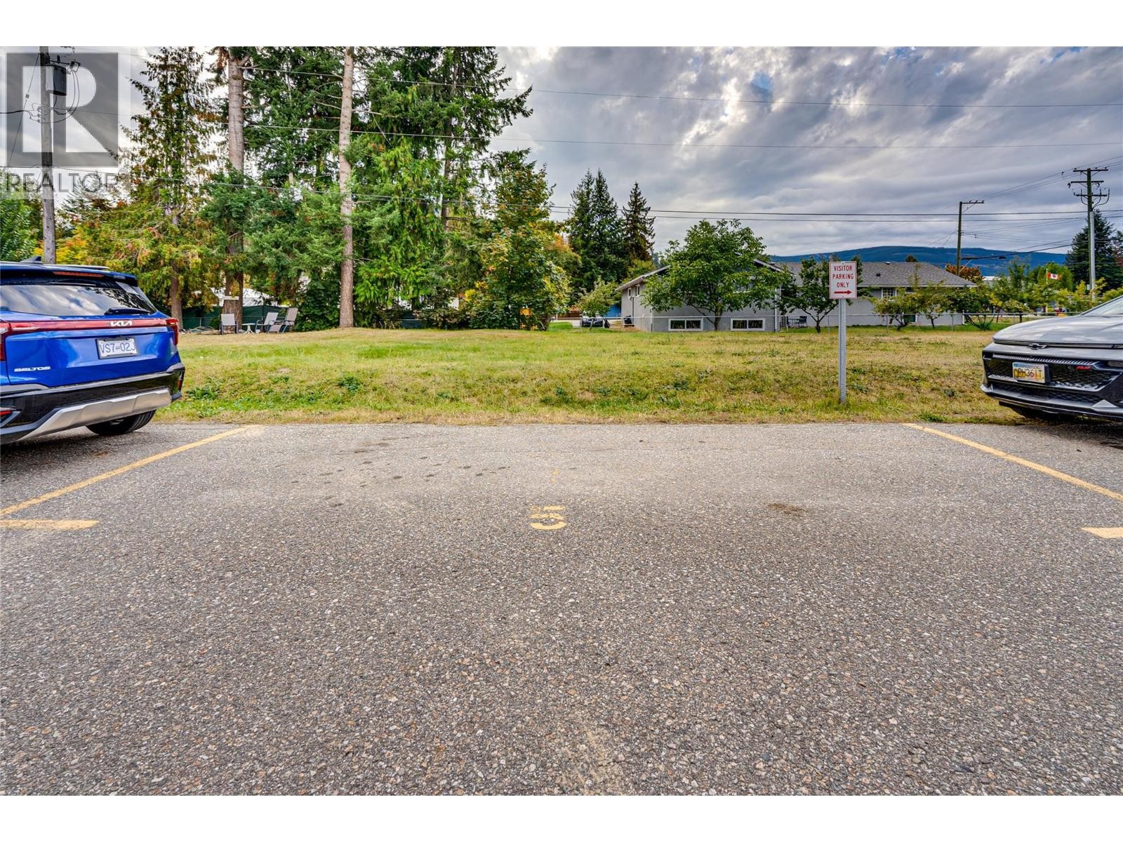 












409 Main Street Unit# 206

,
Sicamous,




British Columbia
V0E2V0

