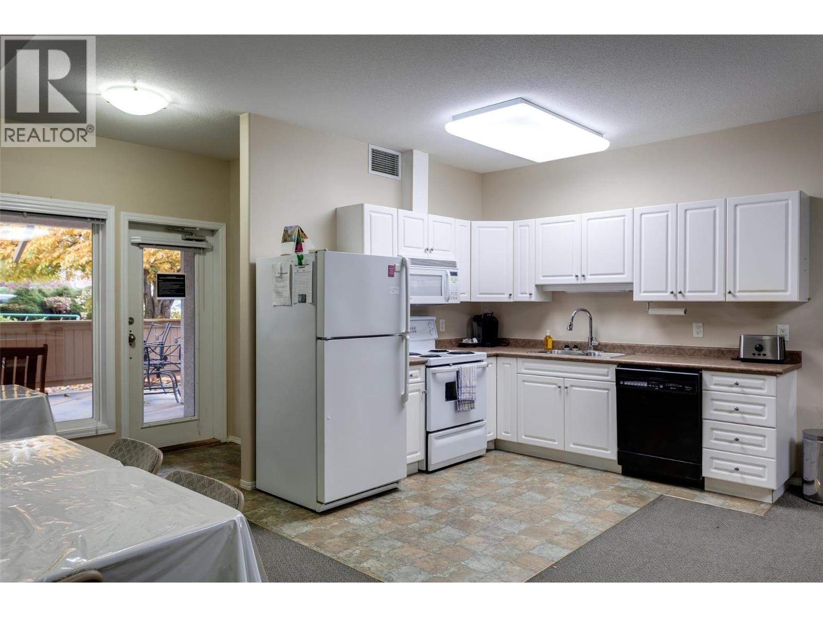 












2300 Benvoulin Road Unit# 103

,
Kelowna,




British Columbia
V1W2C6

