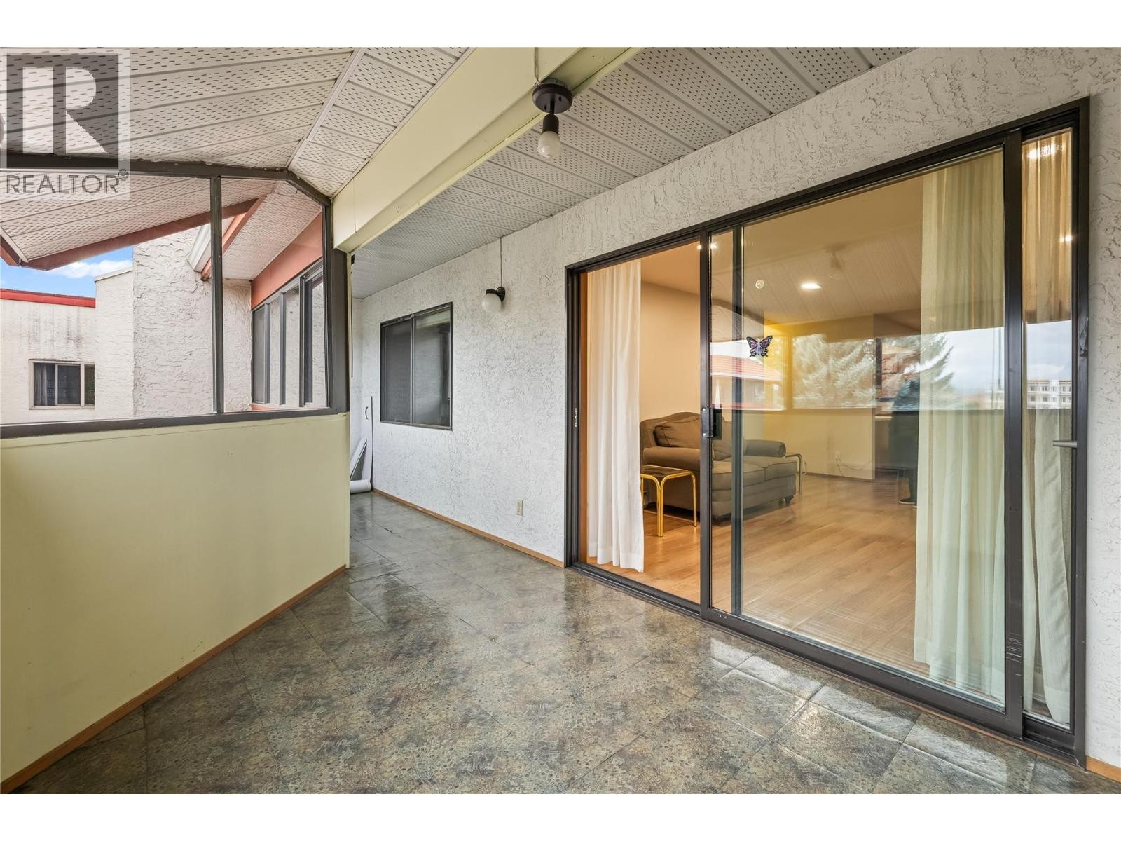 












2110 Hoy Street Unit# 306

,
Kelowna,




British Columbia
V1Y8T4

