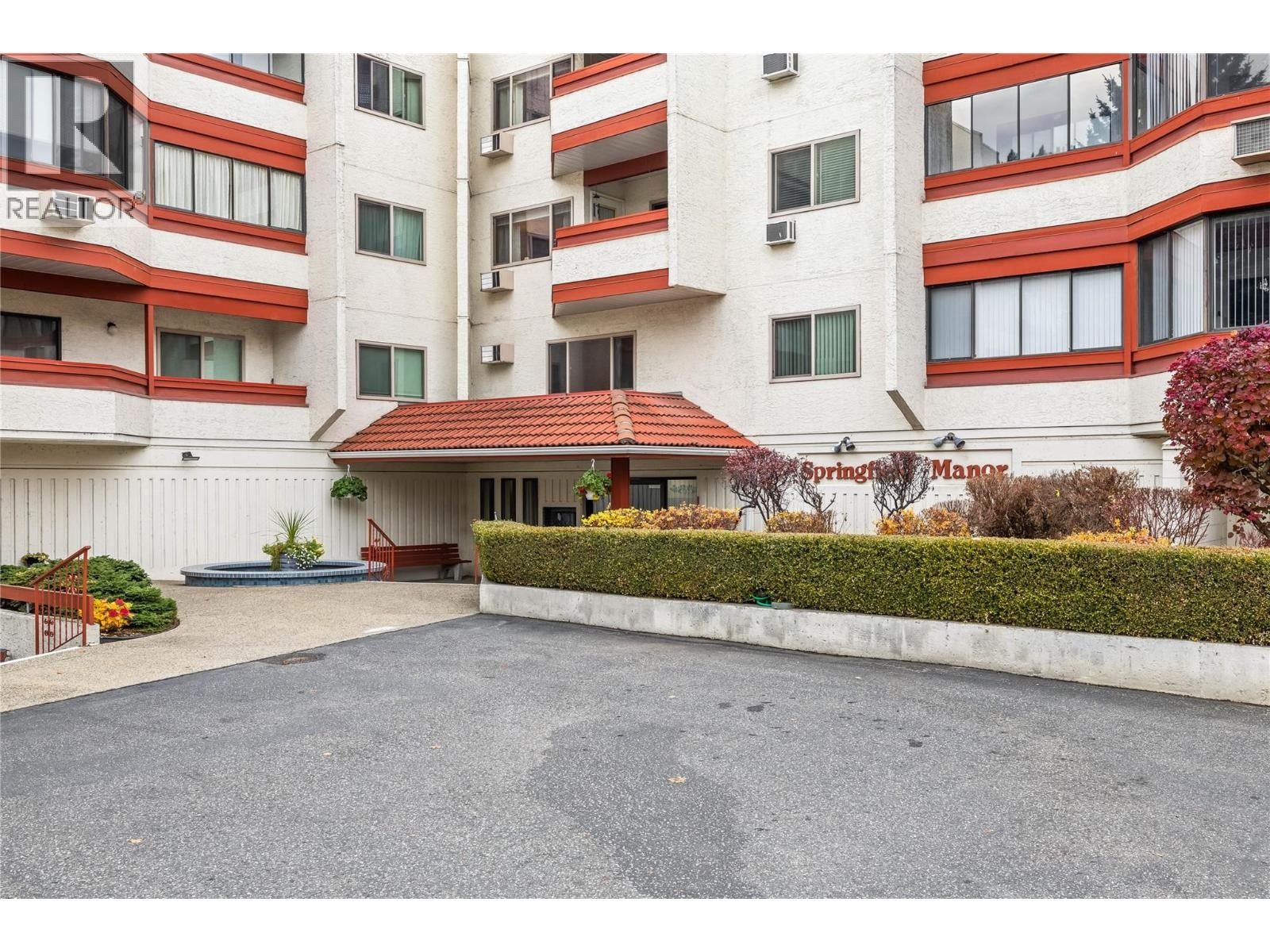 












2110 Hoy Street Unit# 306

,
Kelowna,




British Columbia
V1Y8T4

