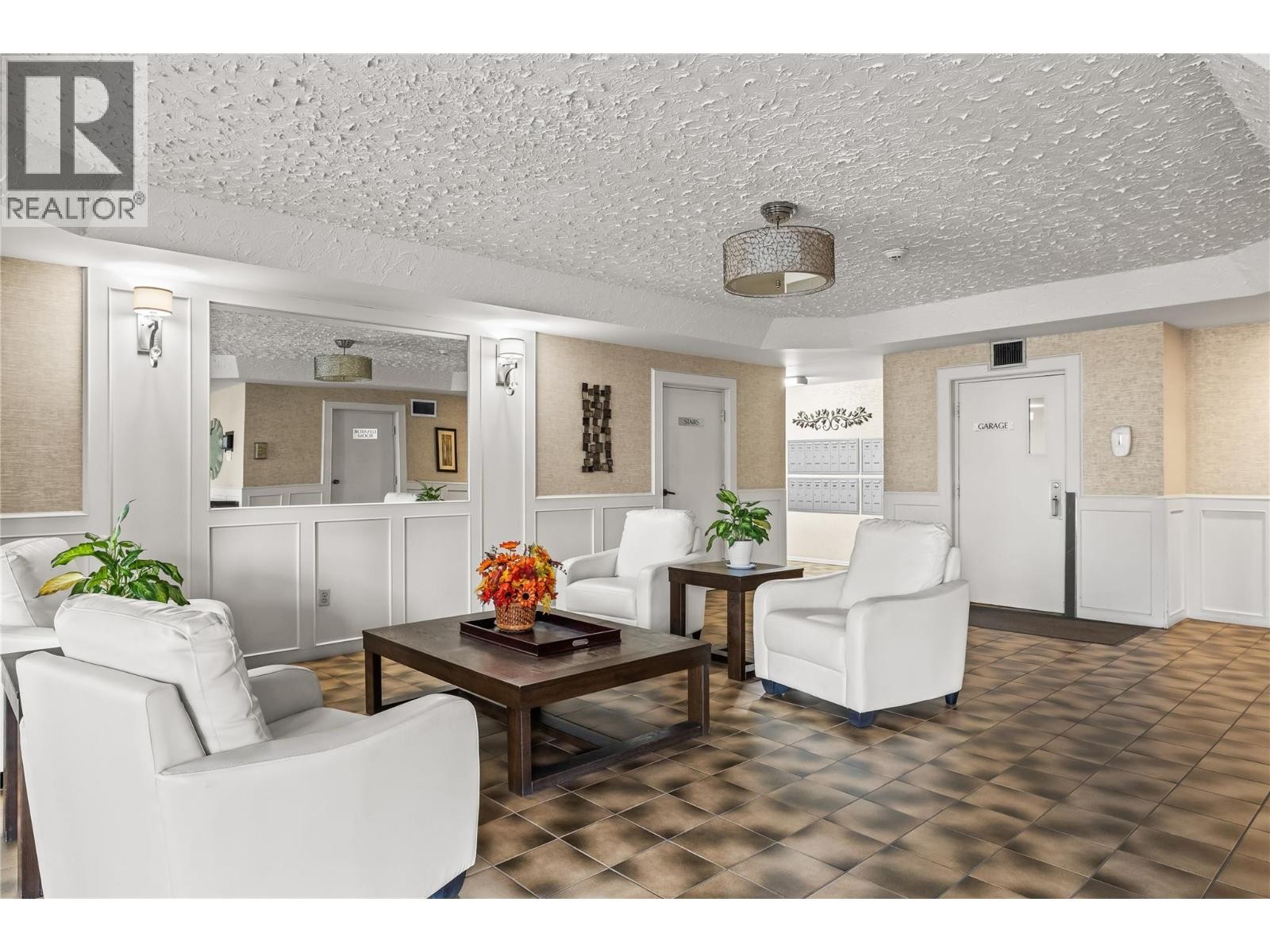 












2110 Hoy Street Unit# 306

,
Kelowna,




British Columbia
V1Y8T4

