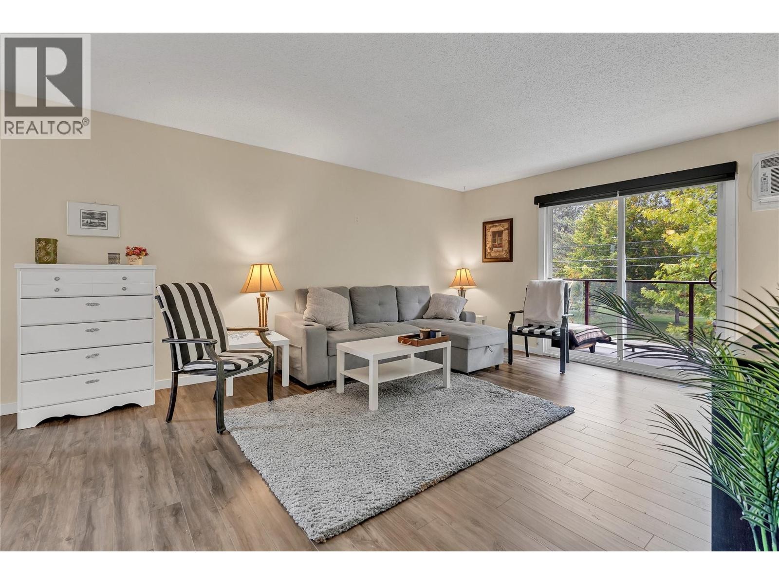 












110 SKAHA Place Unit# 310

,
Penticton,




British Columbia
V2A7L1

