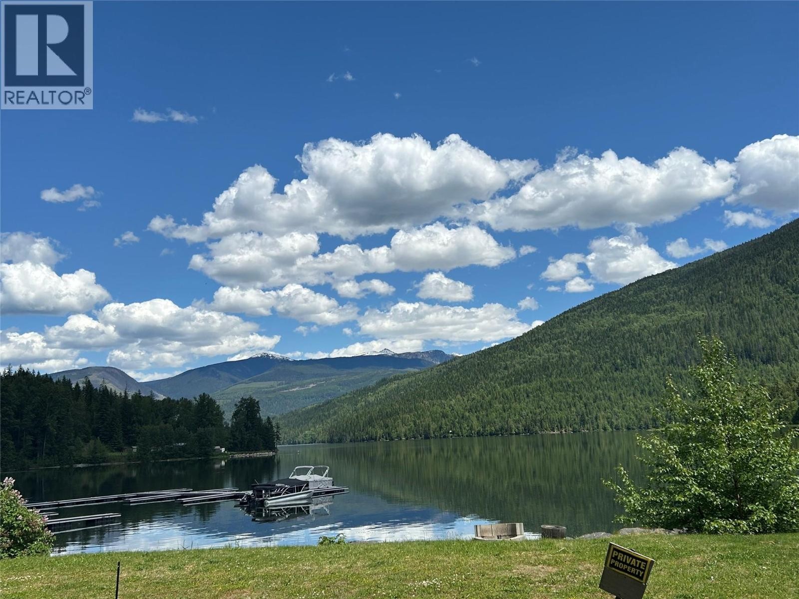 












1681 Sugar Lake Road Unit# 21

,
Cherryville,







British Columbia
V0E2G2

