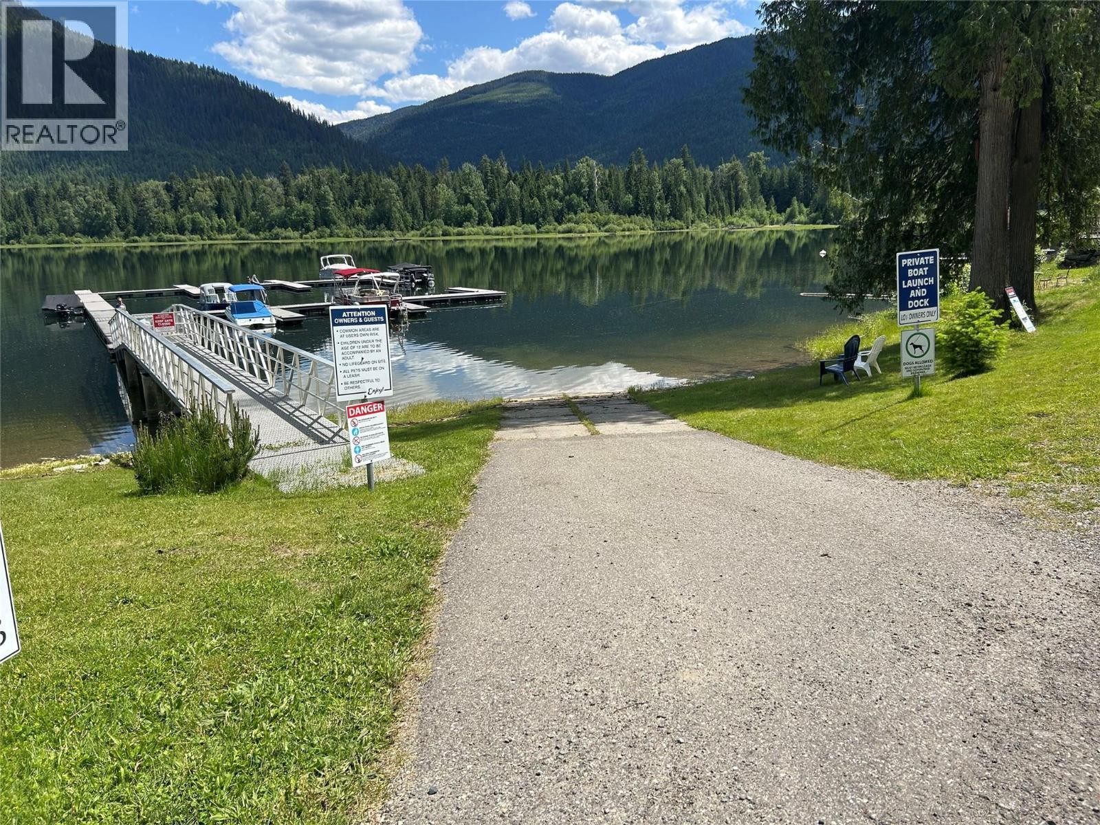 












1681 Sugar Lake Road Unit# 21

,
Cherryville,







British Columbia
V0E2G2

