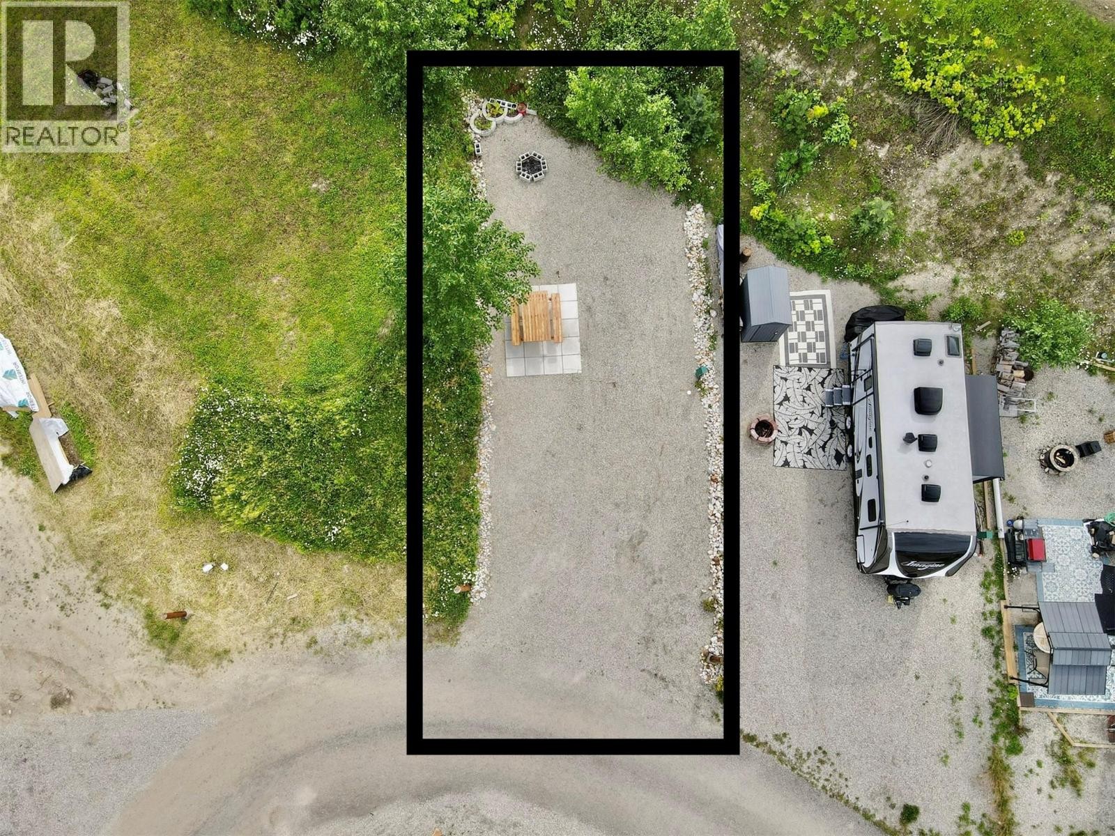 












1681 Sugar Lake Road Unit# 21

,
Cherryville,







British Columbia
V0E2G2

