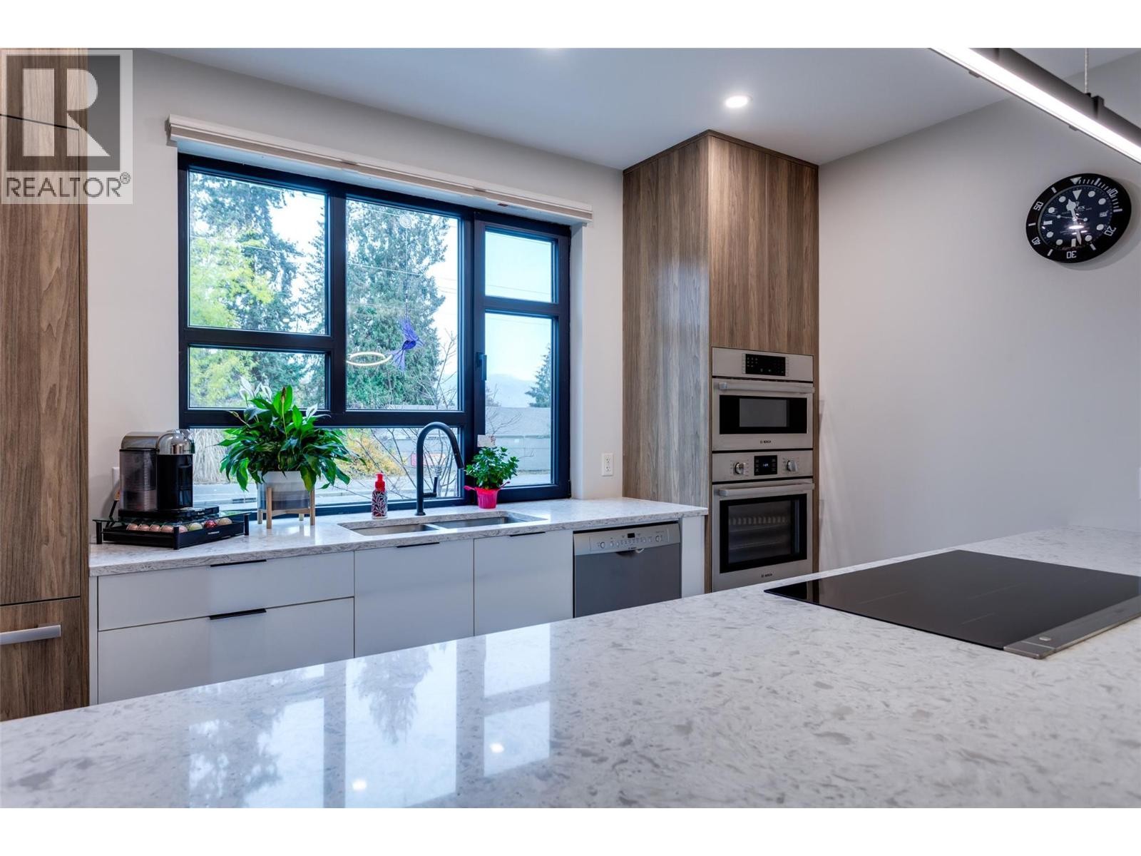 












525 McClure Road Unit# 9

,
Kelowna,




British Columbia
V1W1K9

