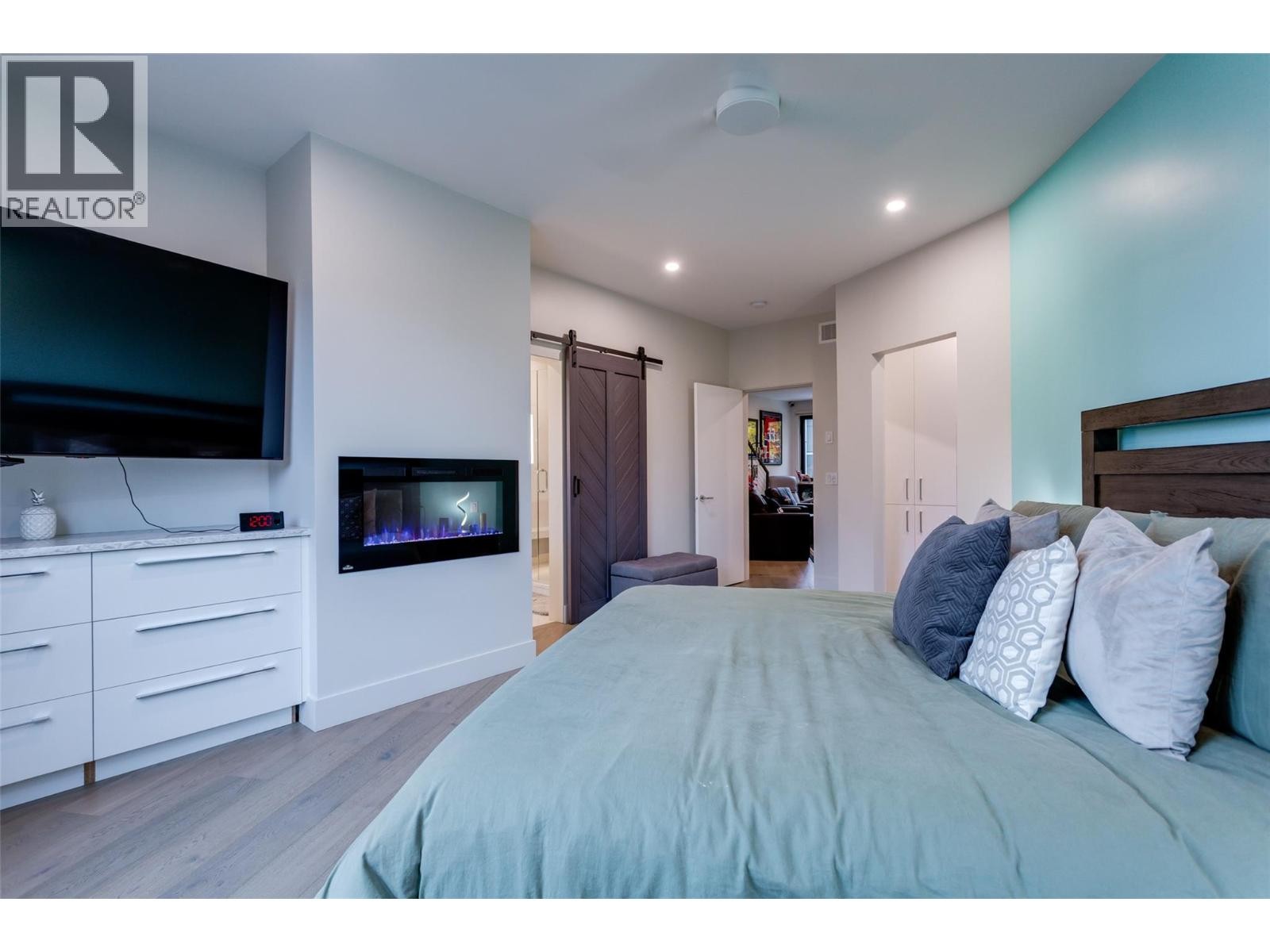 












525 McClure Road Unit# 9

,
Kelowna,




British Columbia
V1W1K9

