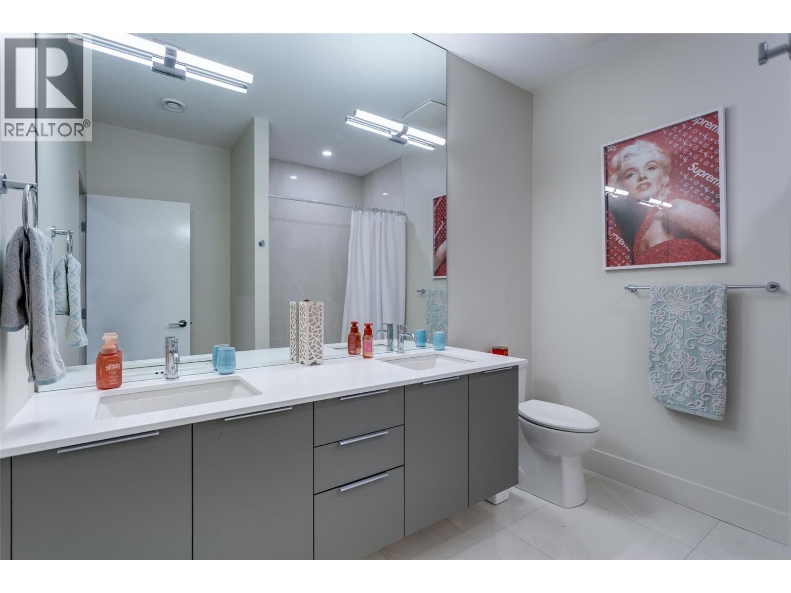 












525 McClure Road Unit# 9

,
Kelowna,




British Columbia
V1W1K9

