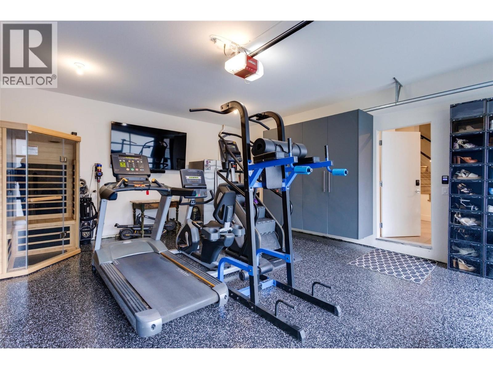 












525 McClure Road Unit# 9

,
Kelowna,




British Columbia
V1W1K9

