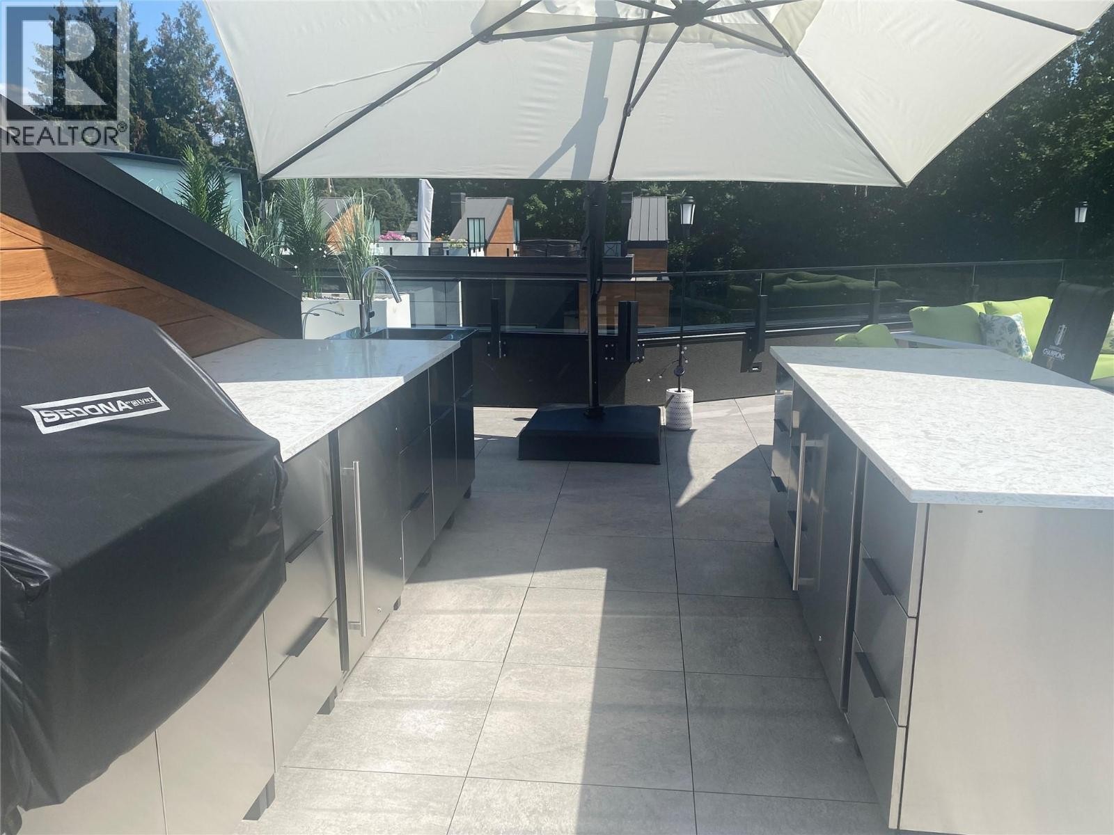 












525 McClure Road Unit# 9

,
Kelowna,




British Columbia
V1W1K9

