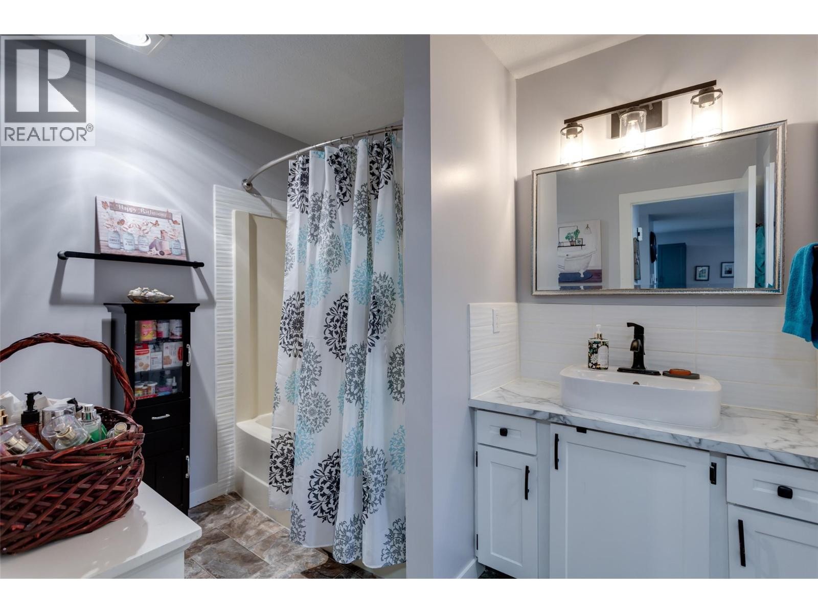 












1903 Lindahl Street Unit# 103 Lot# 3

,
Kelowna,




British Columbia
V1Y3Z6

