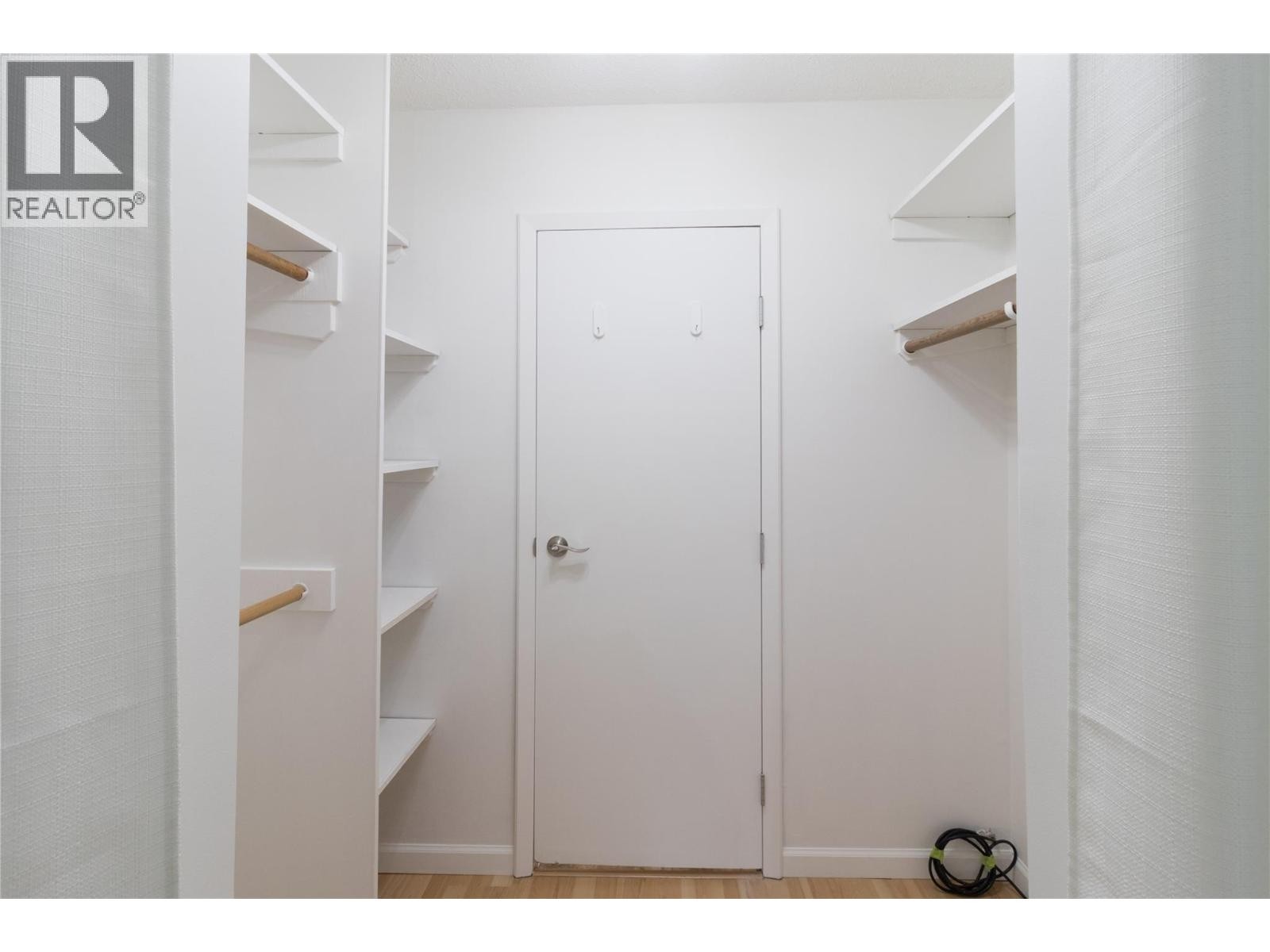 












445 All Star Court Unit# 106

,
Kelowna,




British Columbia
V1X5N7

