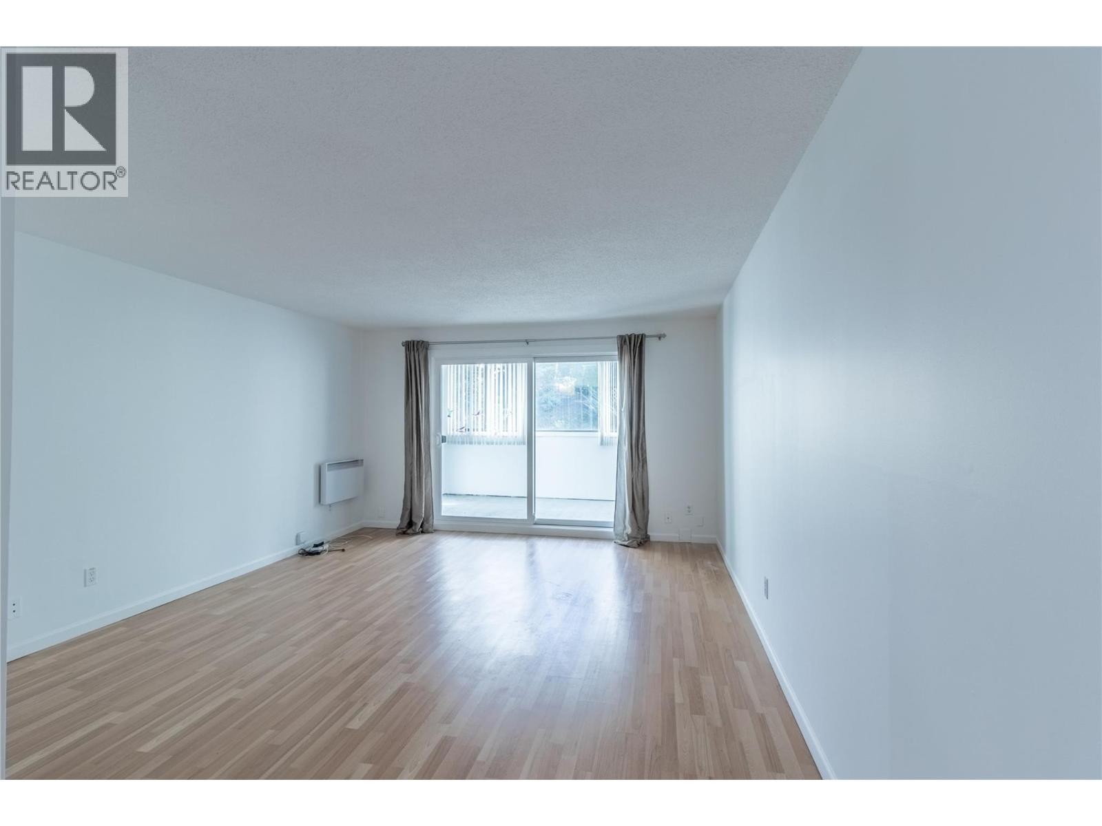 












445 All Star Court Unit# 106

,
Kelowna,




British Columbia
V1X5N7

