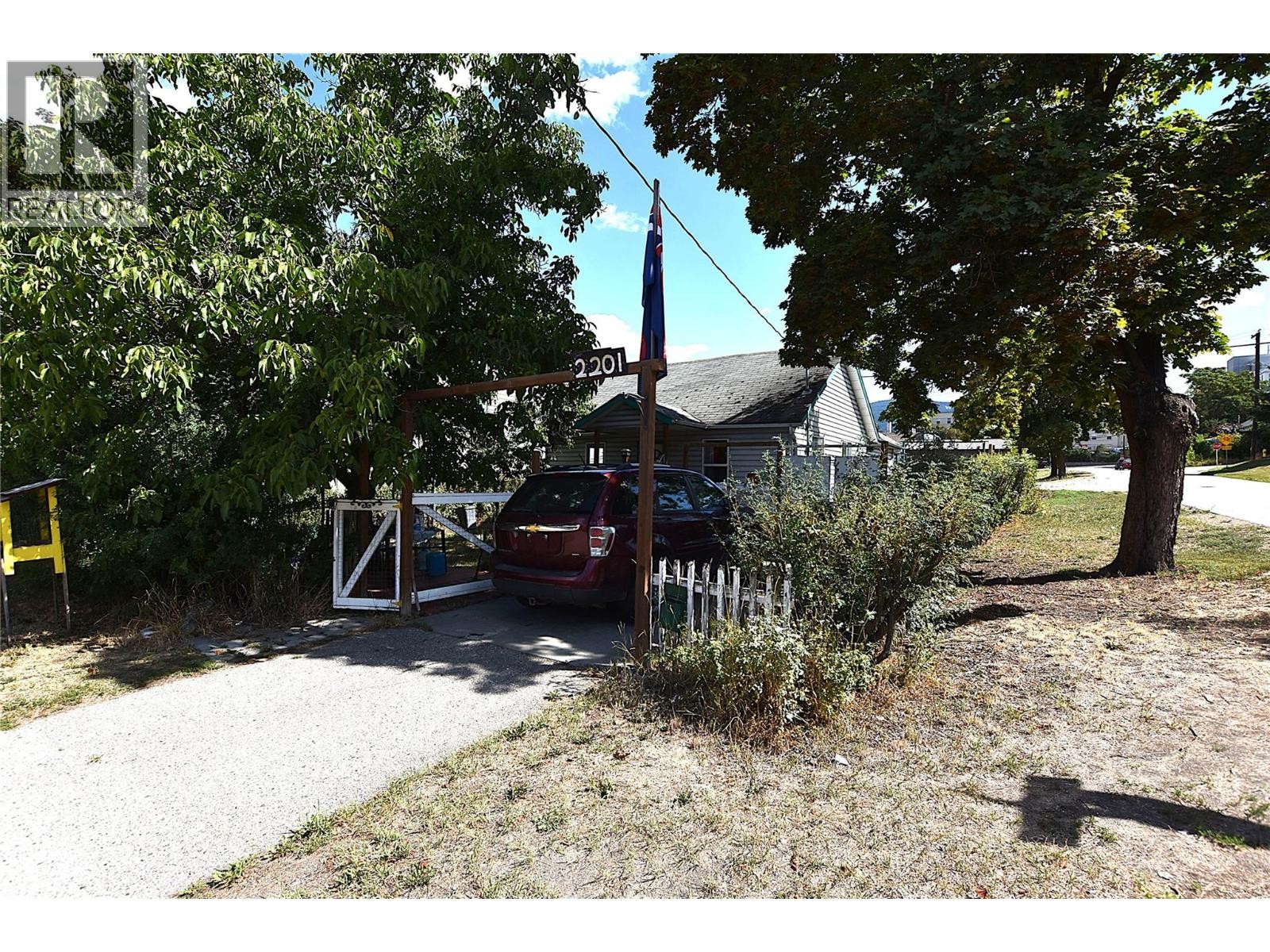 












2201 34 Street

,
Vernon,




British Columbia
V1T5W5

