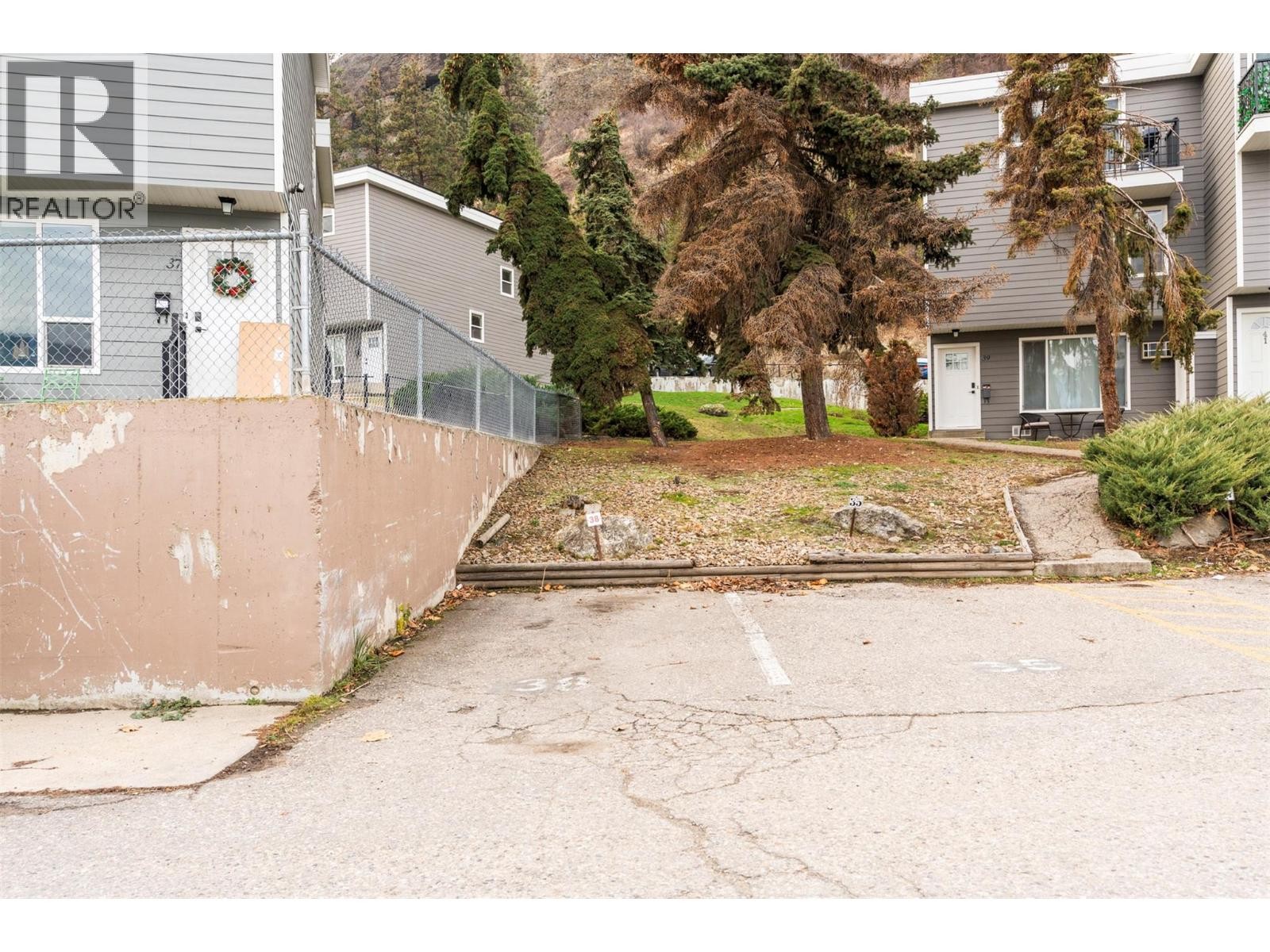 












3800 40 Avenue Unit# 38

,
Vernon,




British Columbia
V1T6S3

