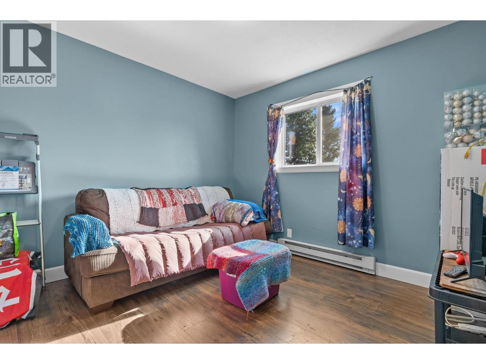 












3830 Gellatly Road S

,
West Kelowna,




British Columbia
V4T2K6

