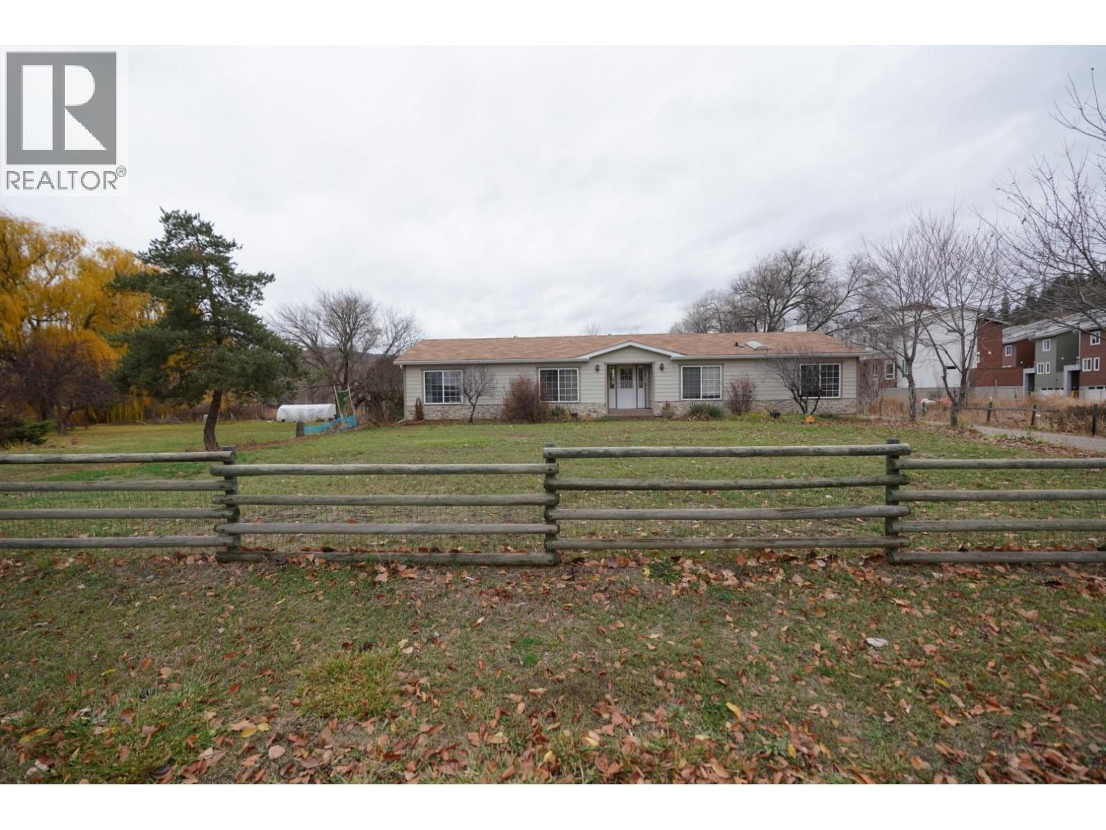 












3650 redecopp Road

,
Lake Country,




British Columbia
v4v1x5

