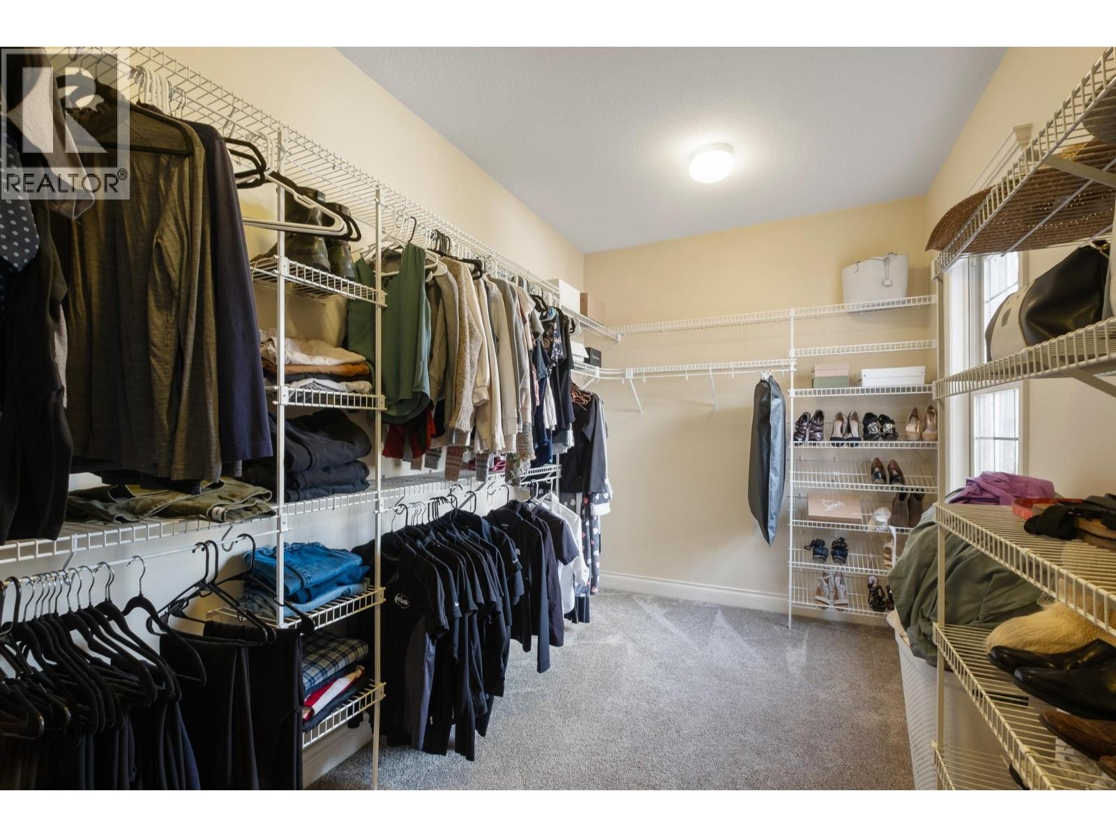 












434 Providence Avenue

,
Kelowna,




British Columbia
V1W4S8

