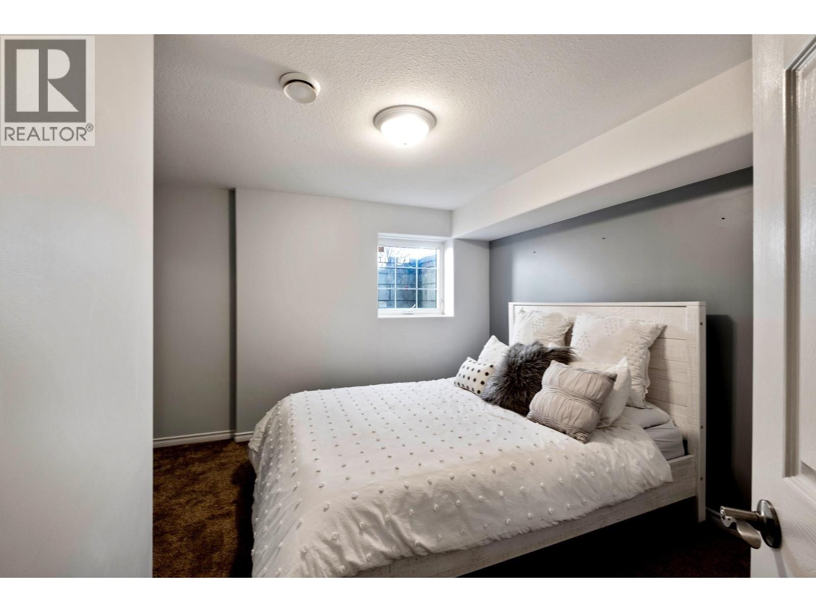 












434 Providence Avenue

,
Kelowna,




British Columbia
V1W4S8

