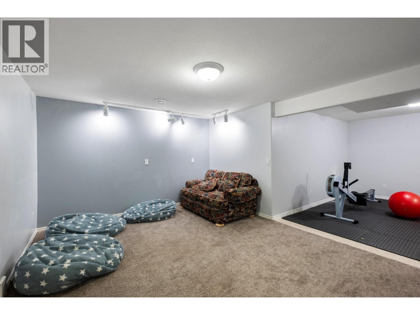 












434 Providence Avenue

,
Kelowna,




British Columbia
V1W4S8

