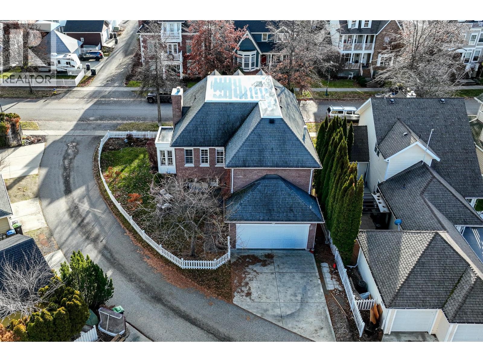 












434 Providence Avenue

,
Kelowna,




British Columbia
V1W4S8

